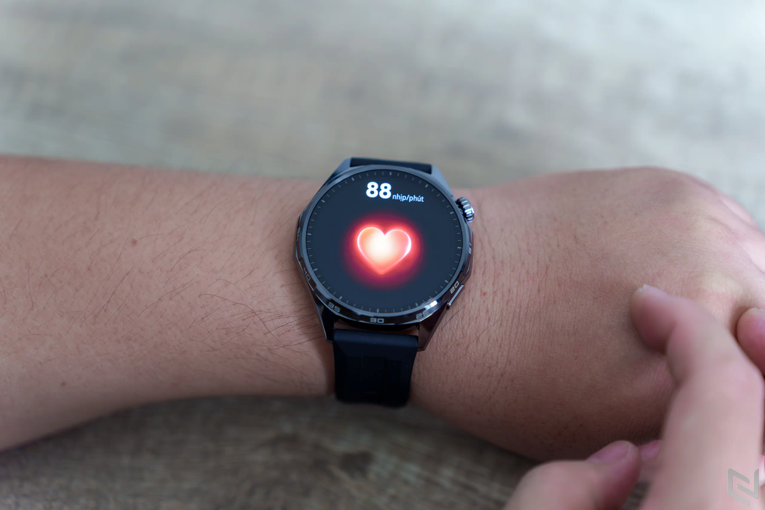 Đánh giá Huawei Watch GT 6: Pin bền bỉ 21 ngày, định vị Sunflower chính xác, màn hình 3000 nits