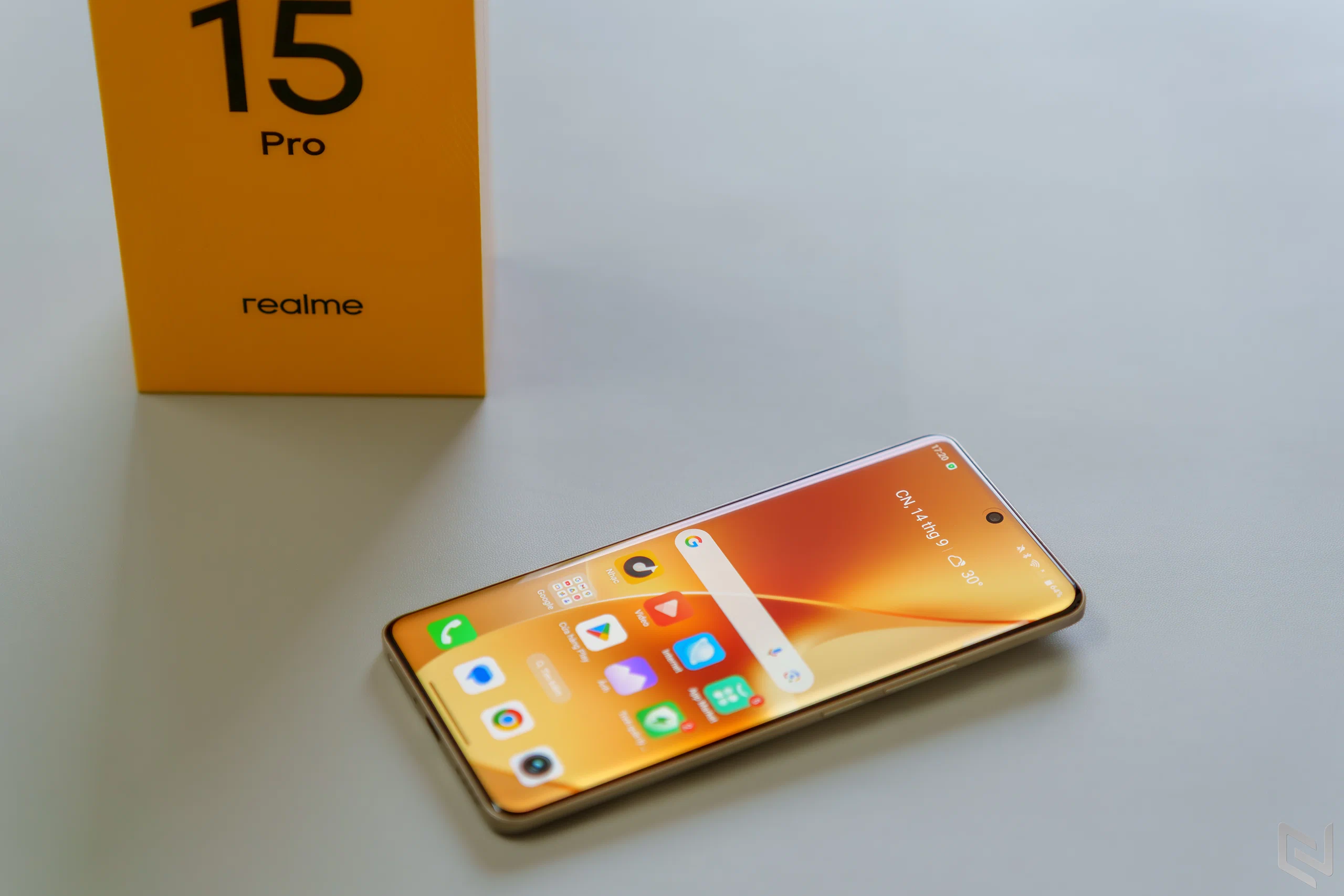 Đánh giá realme 15 Pro 5G: Màn hình đẹp, pin siêu trâu và camera AI 50MP chuyên nghiệp