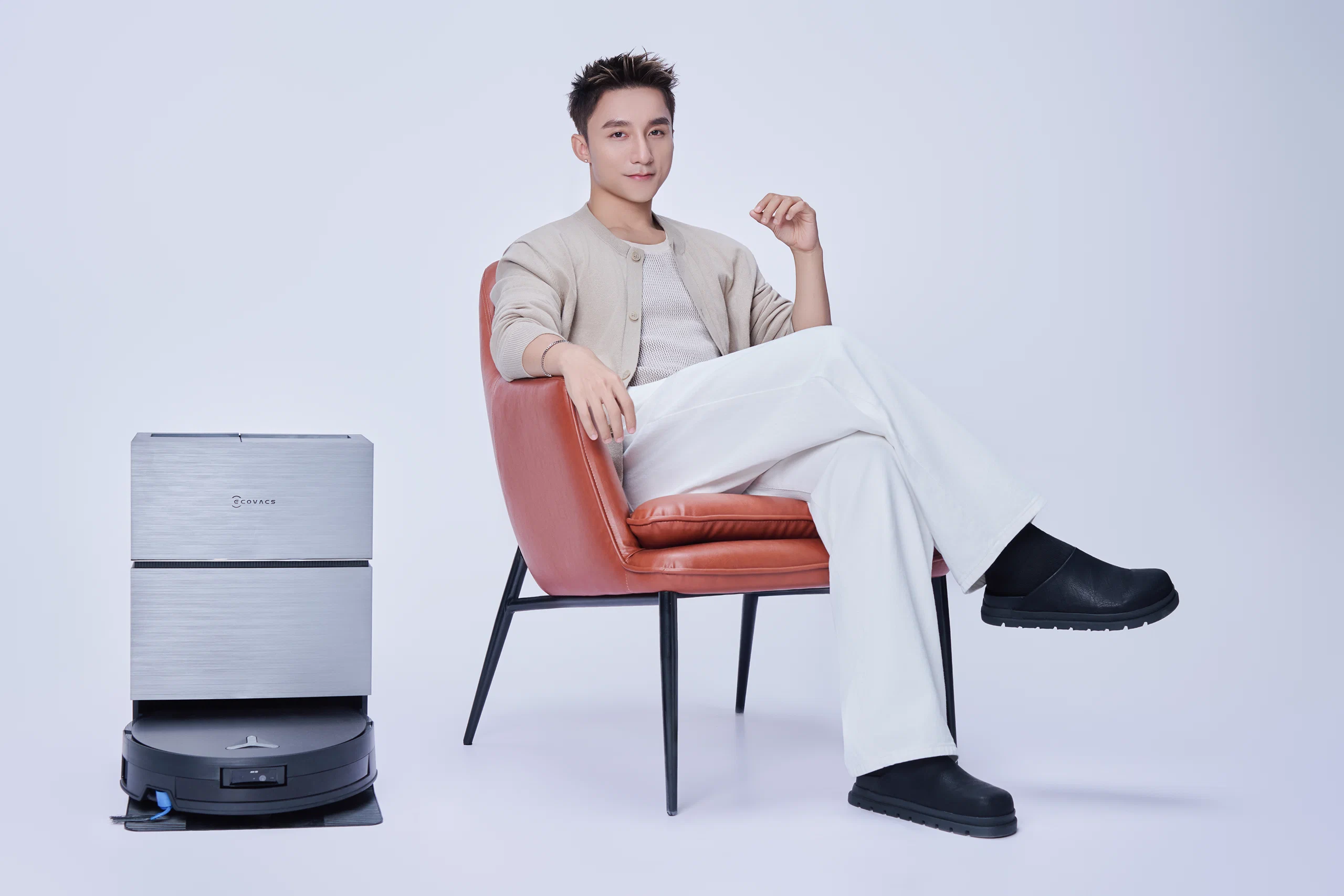 ECOVACS hợp tác cùng Đại sứ thương hiệu đầu tiên tại Việt Nam: Nghệ sĩ Sơn Tùng M-TP