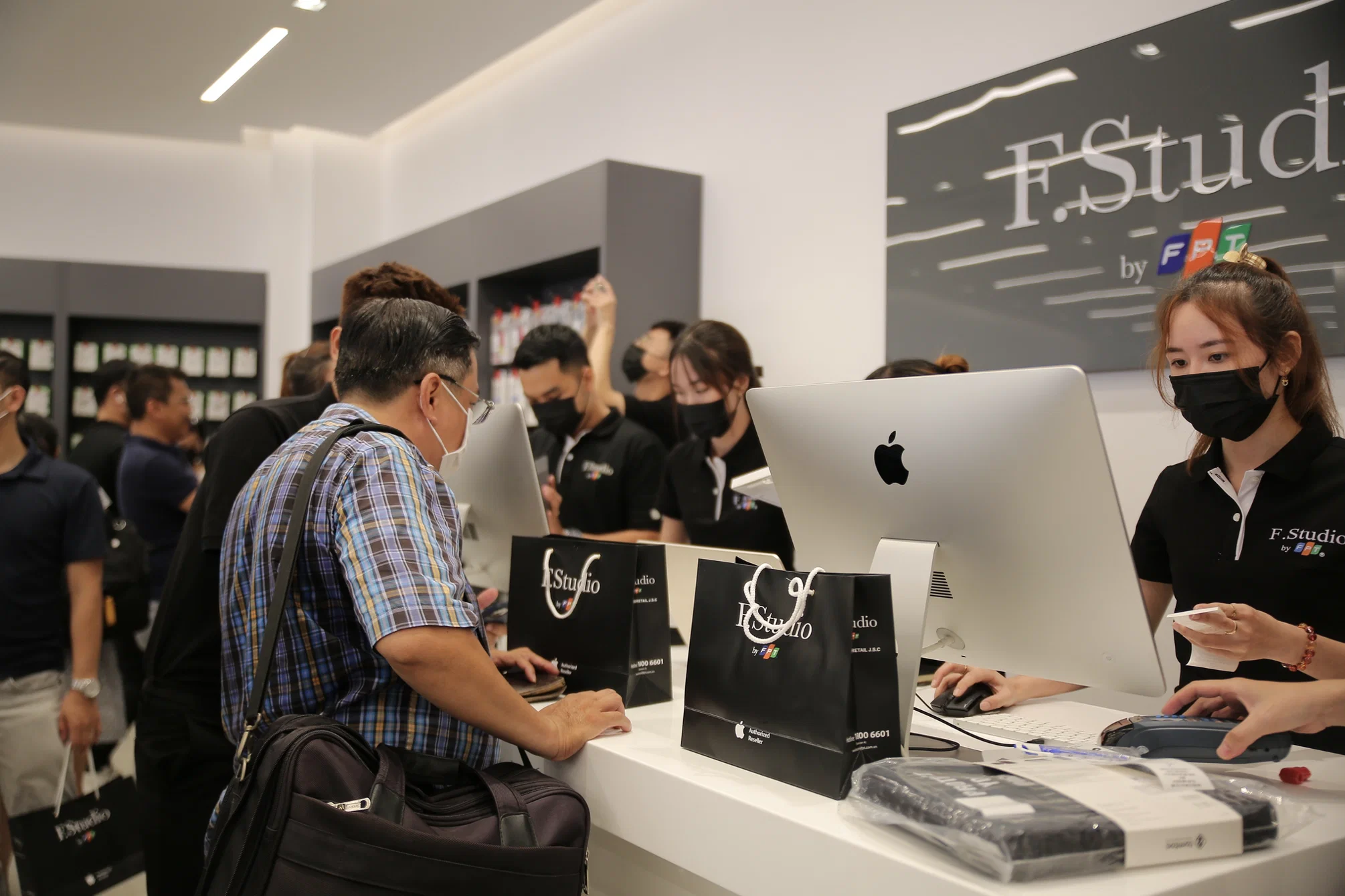 FPT Shop mở đặt cọc iPhone 17 và iPhone Air, ưu đãi đến 4.5 triệu đồng