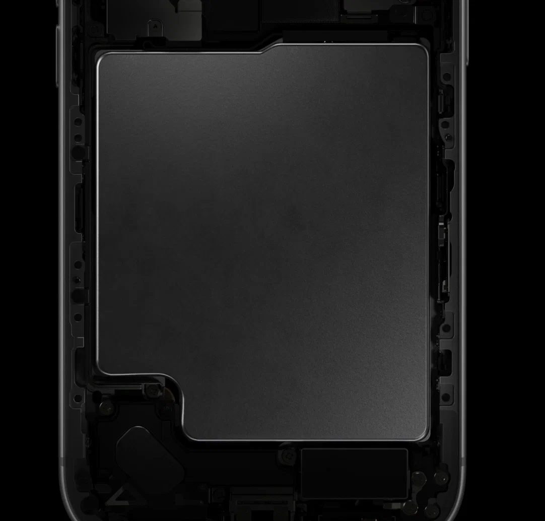 iPhone 17 Pro/Pro Max ra mắt với thiết kế unibody, zoom quang 8x, pin 39 giờ