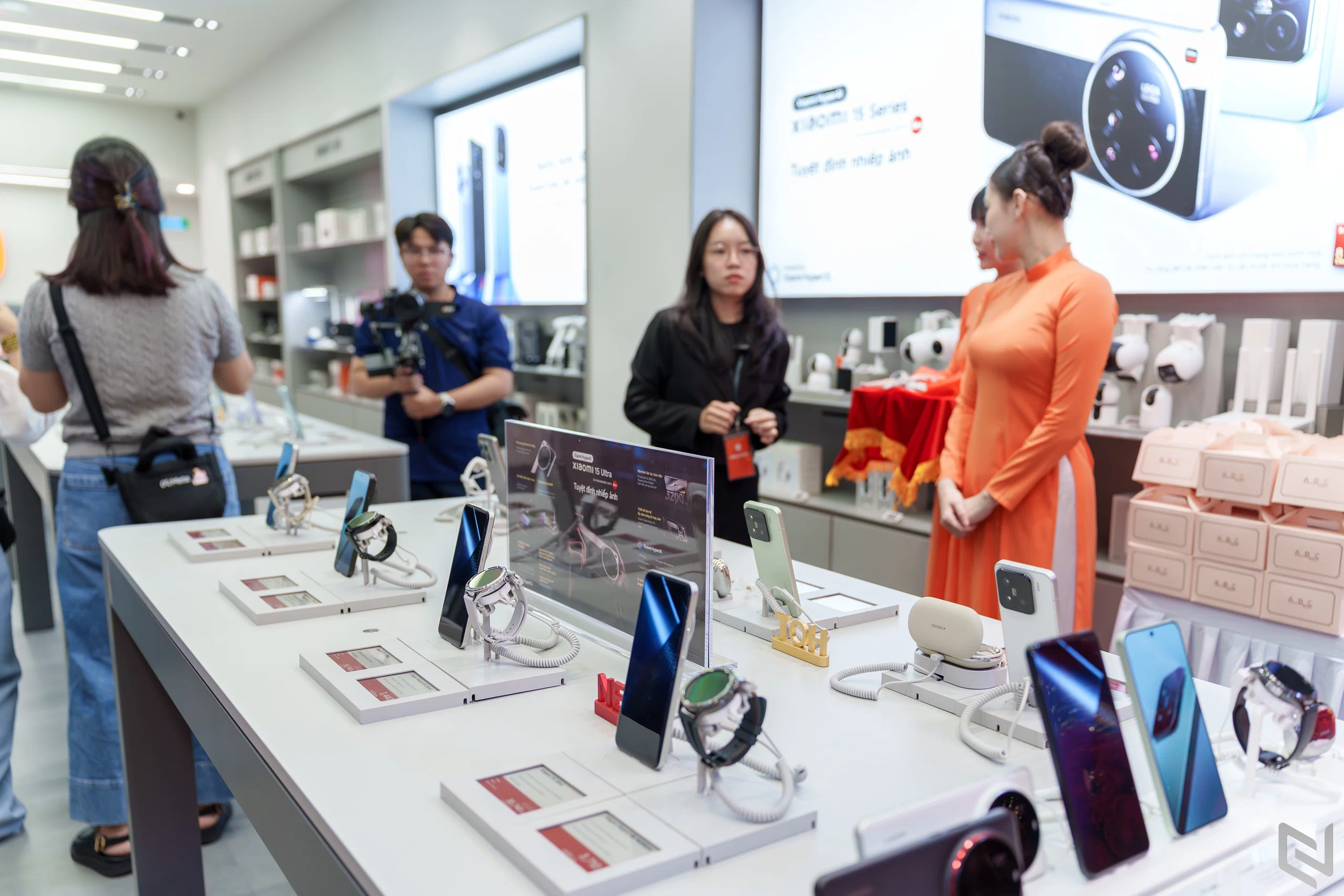 Xiaomi khai trương cửa hàng Xiaomi Store tại Việt Nam: Nhiều ưu đãi hấp dẫn