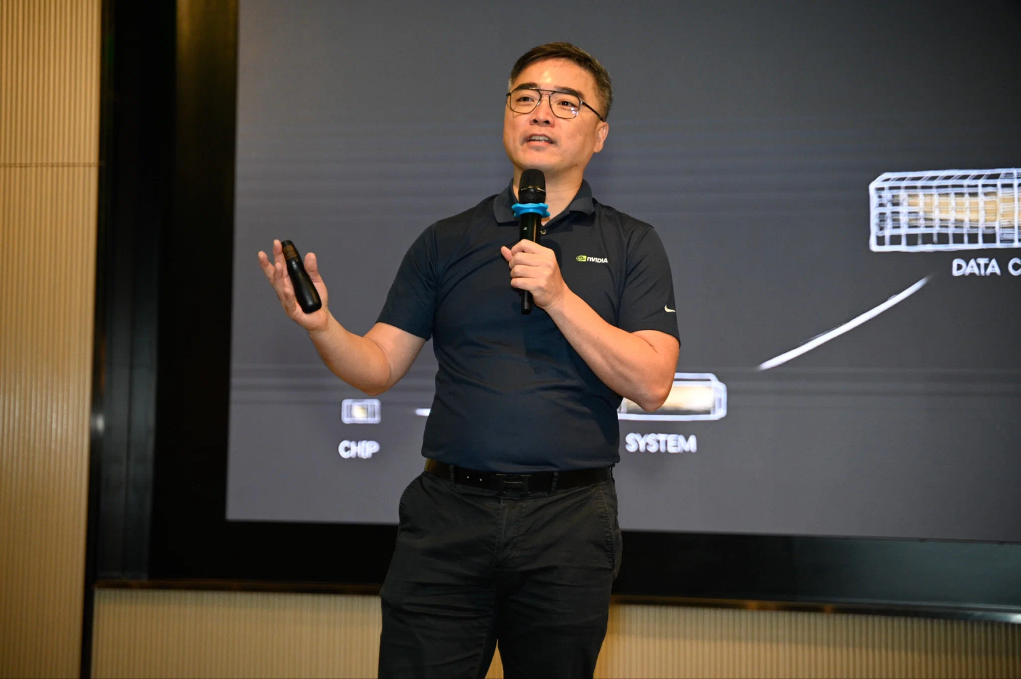 ASUS Held “ASUS Ubiquitous AI – Shaping Our Future” in Ho Chi Minh City
