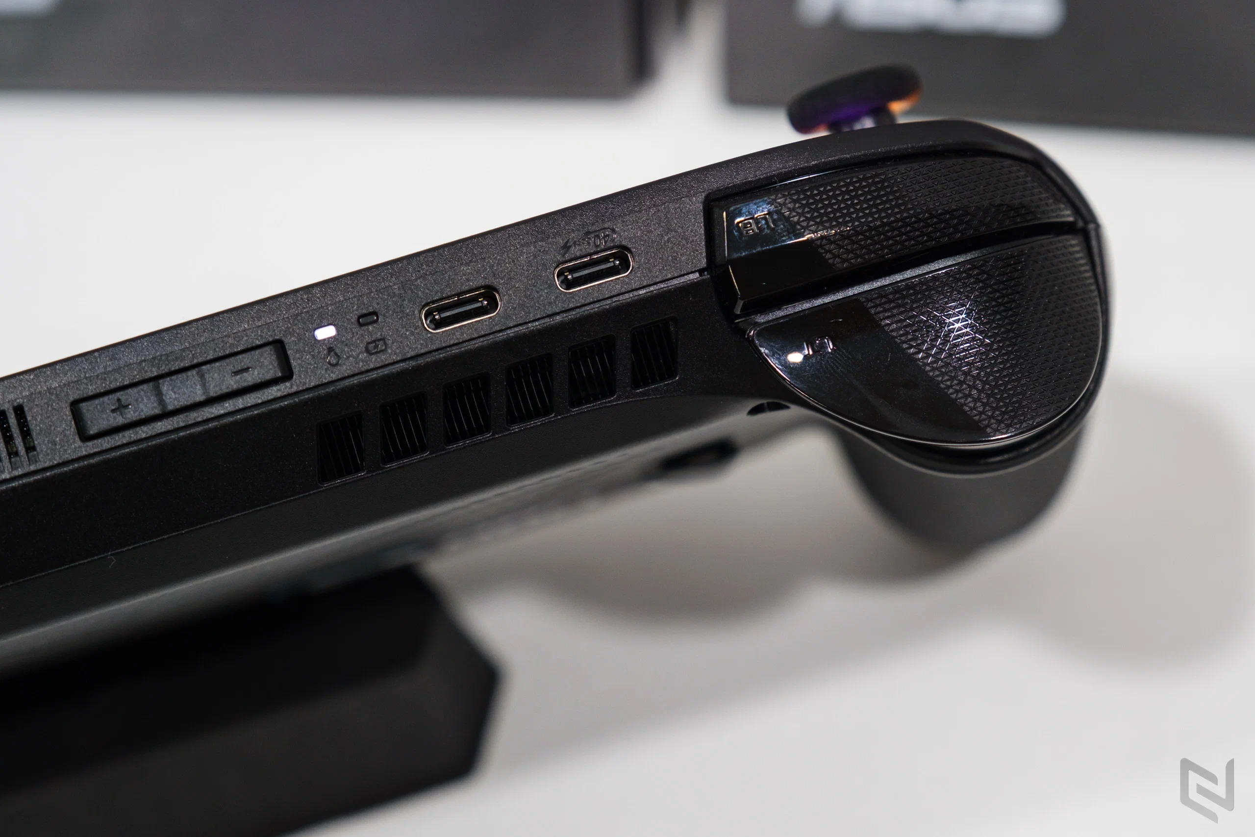 ASUS ra mắt ROG Xbox Ally Series: Bộ đôi máy chơi game cầm tay mạnh nhất tại Việt Nam