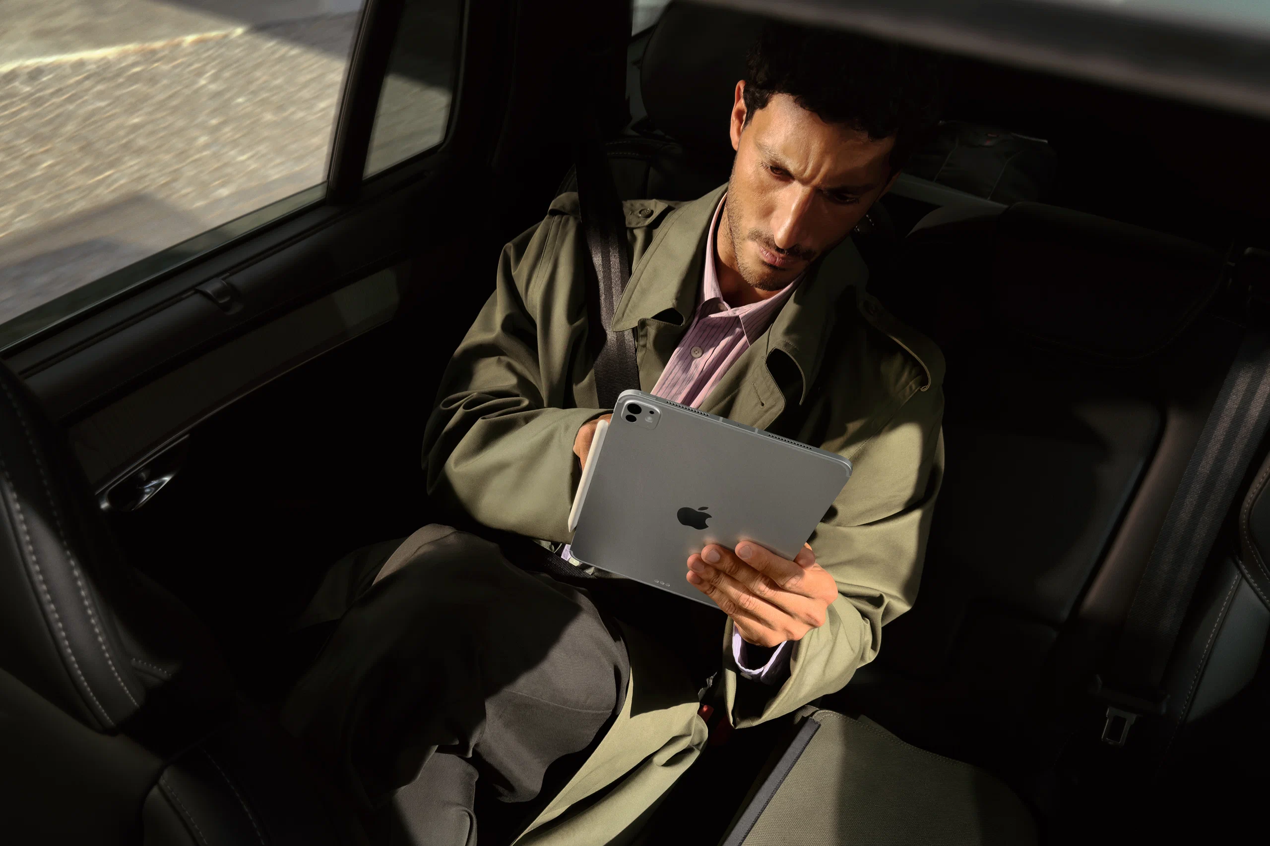 iPad Pro M5 ra mắt: Chip M5, Wi-Fi 7, modem C1X và SSD nhanh gấp 2 lần