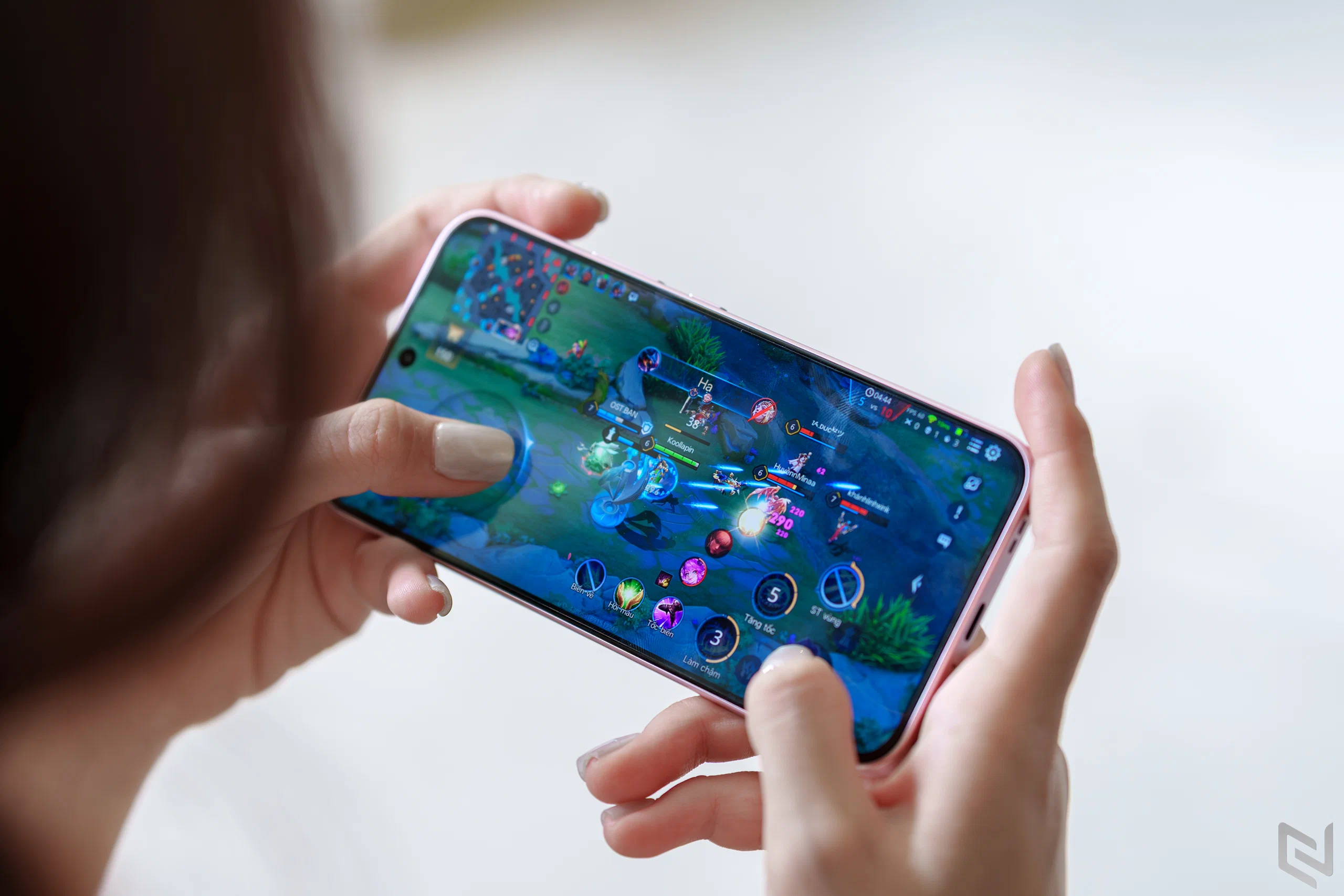 Đánh giá OPPO A6 Pro: Trải nghiệm bền bỉ, màn hình siêu mượt, pin khủng và AI chuẩn flagship