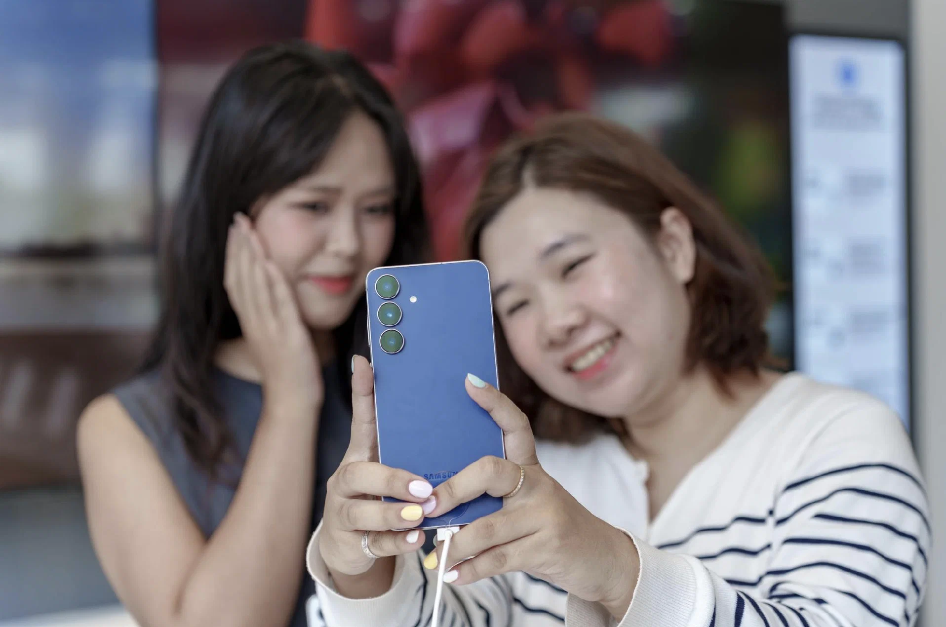 Galaxy S25 FE biến ngày 20/10 thành trải nghiệm ý nghĩa dành riêng cho phái đẹp