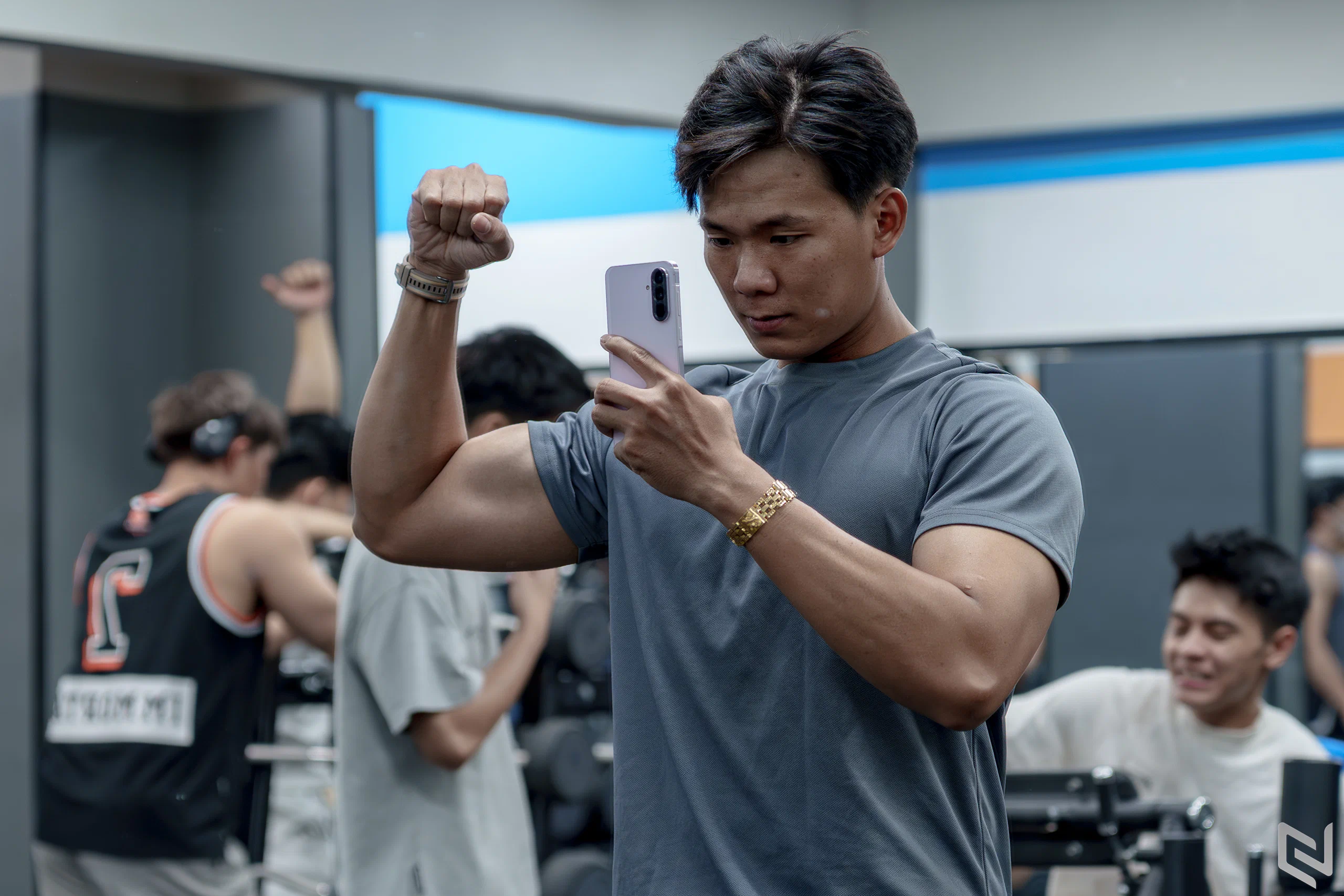 Độ body với Gemini kịp mùa lễ hội cuối năm, tại sao không?