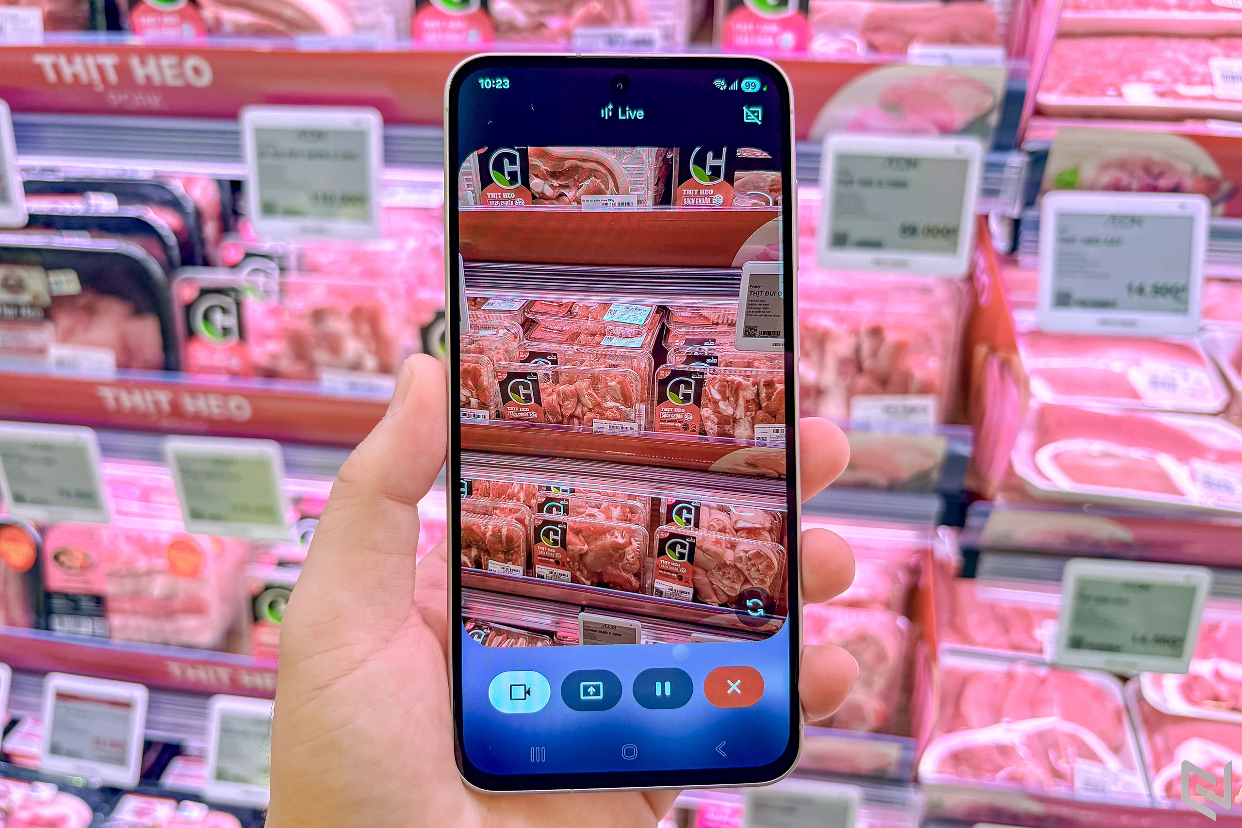 Mua sắm, đi chợ thông minh cùng Gemini Live trên Galaxy A56 5G