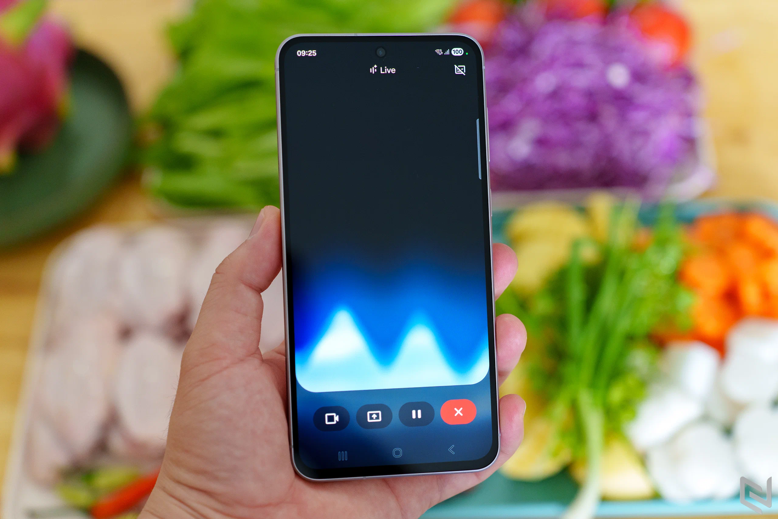 Mua sắm, đi chợ thông minh cùng Gemini Live trên Galaxy A56 5G