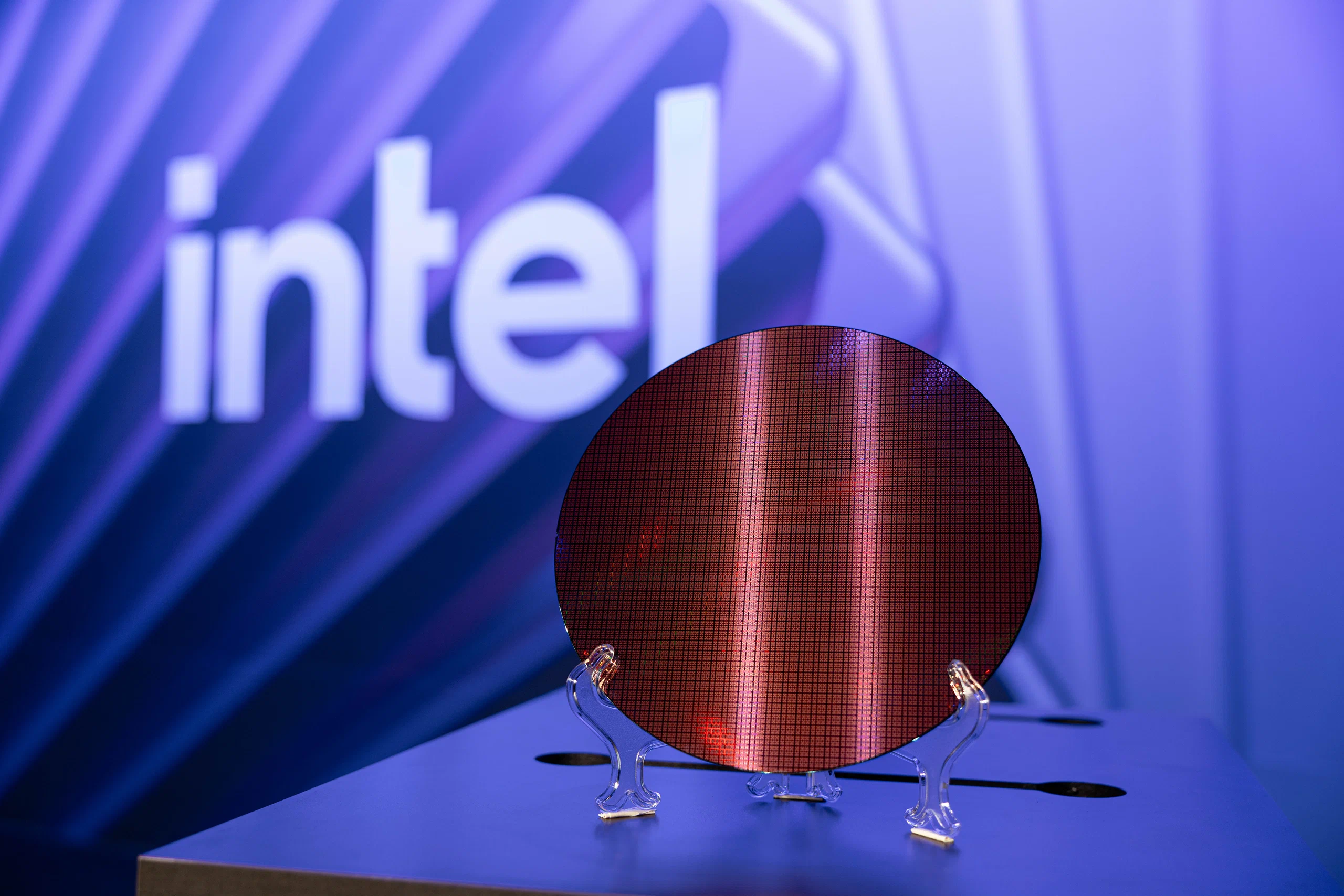 Intel hé lộ kiến trúc Panther Lake: Bước ngoặt mới cho kỷ nguyên AI PC