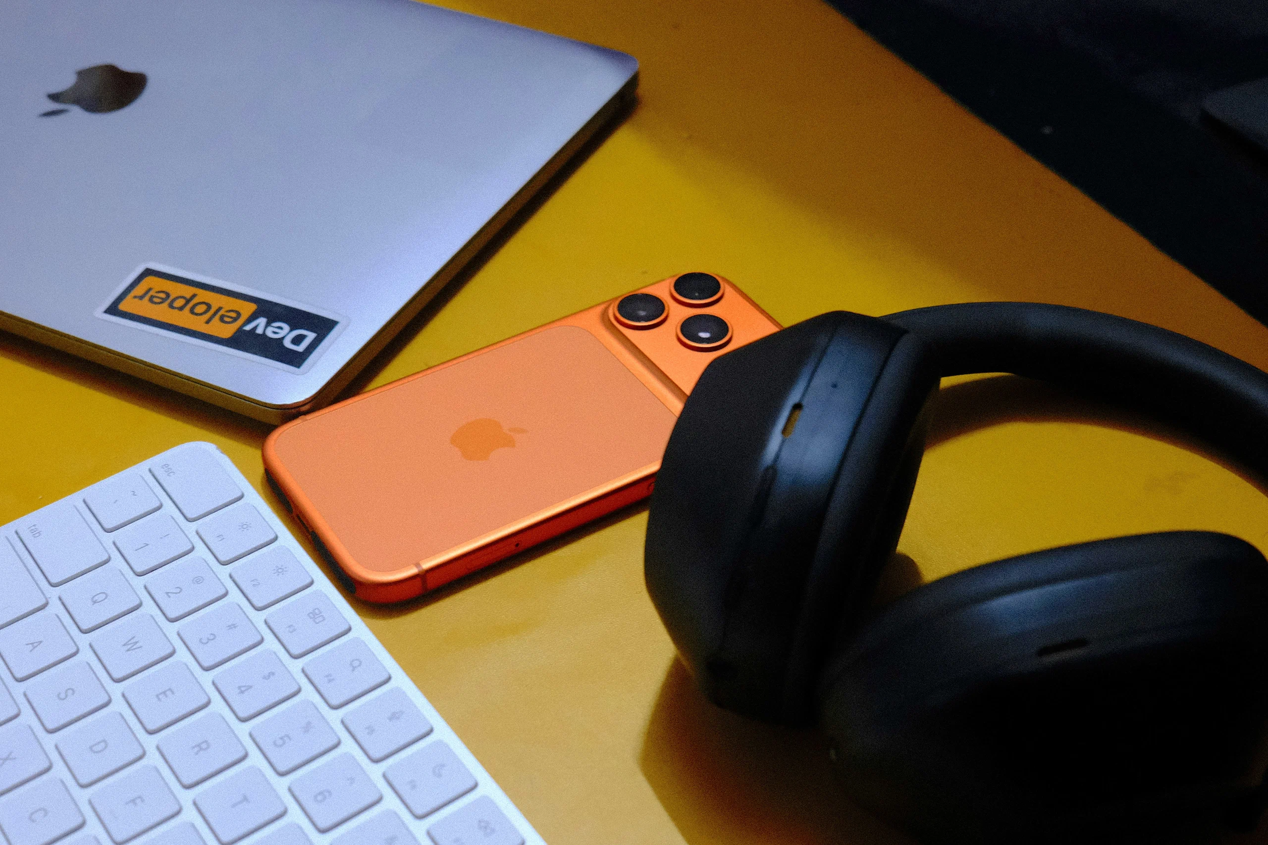 iPhone 17 Pro Max có thể là mẫu ‘Max’ cuối cùng giữ danh hiệu màn hình lớn nhất