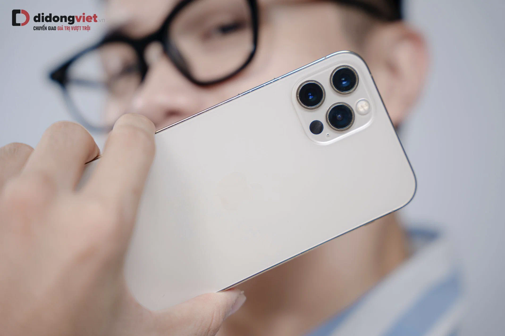 iPhone cũ giảm sâu tháng 10: Cơ hội nâng cấp flagship với giá hời