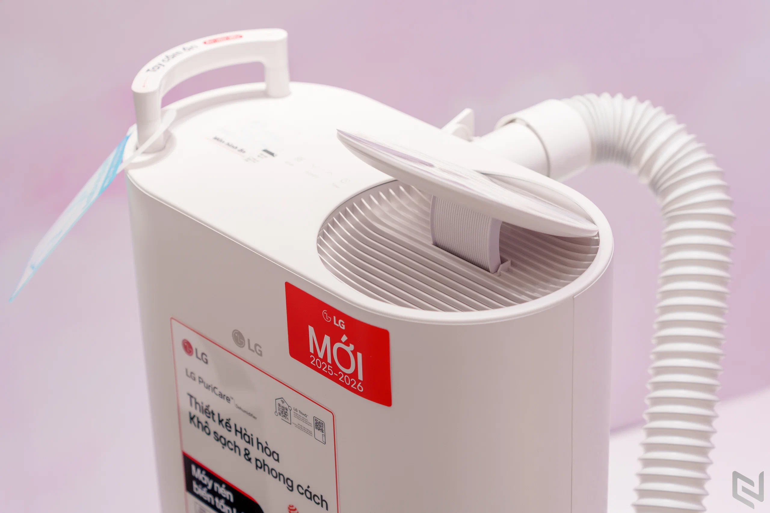 LG ra mắt bộ đôi thiết bị lọc không khí và hút ẩm cao cấp: PuriCare AeroSpeaker và Mojave - Nâng tầm không gian sống