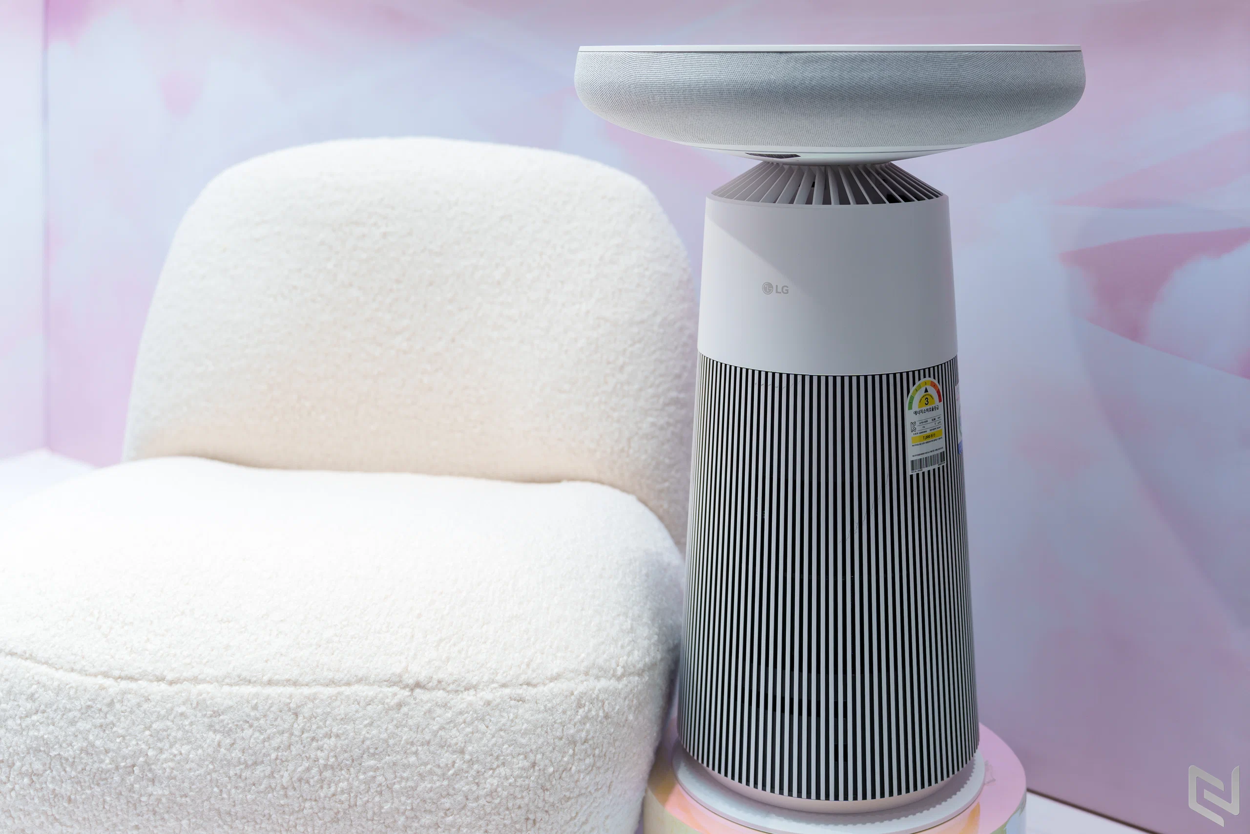 LG ra mắt bộ đôi thiết bị lọc không khí và hút ẩm cao cấp: PuriCare AeroSpeaker và Mojave - Nâng tầm không gian sống