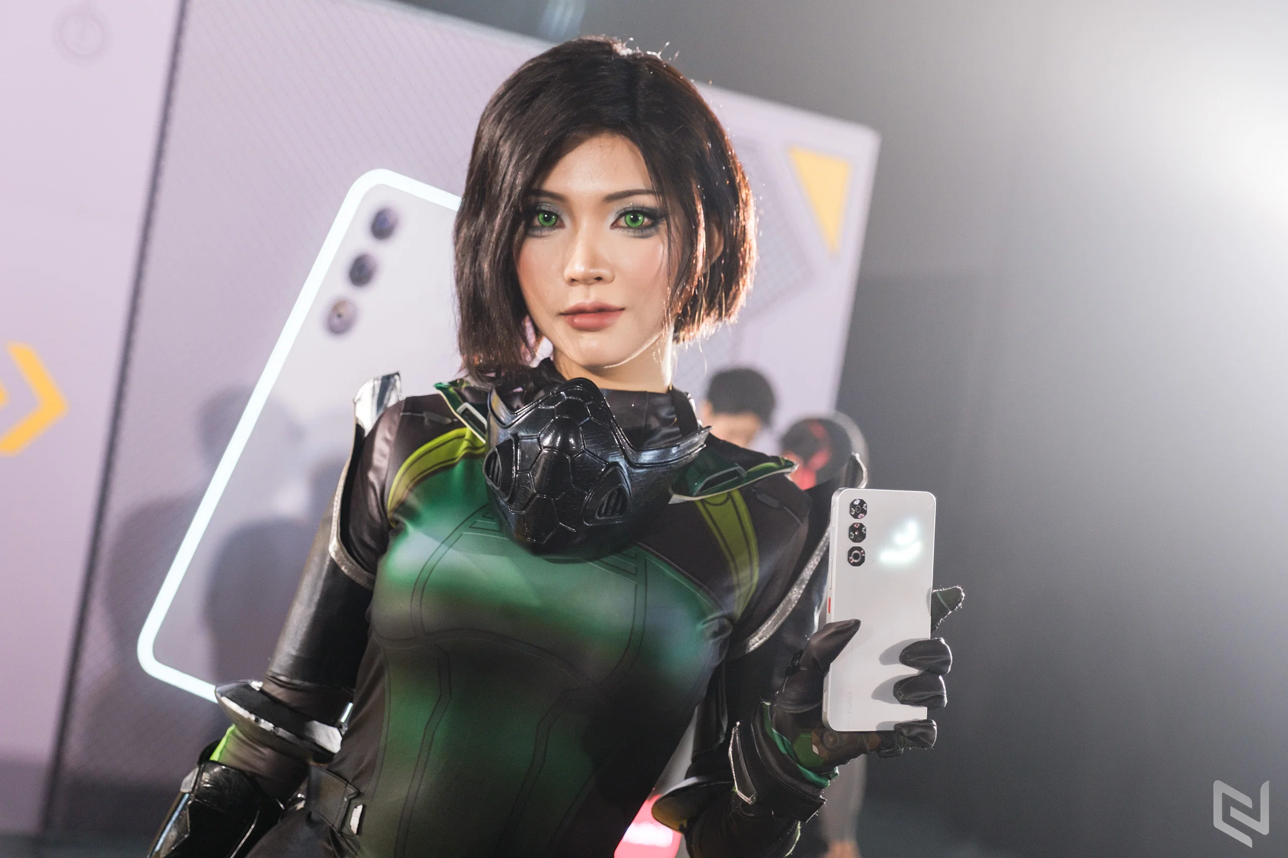 nubia NEO 3 GT 5G màu trắng ra mắt, đồng hành cùng Saigon Phantom