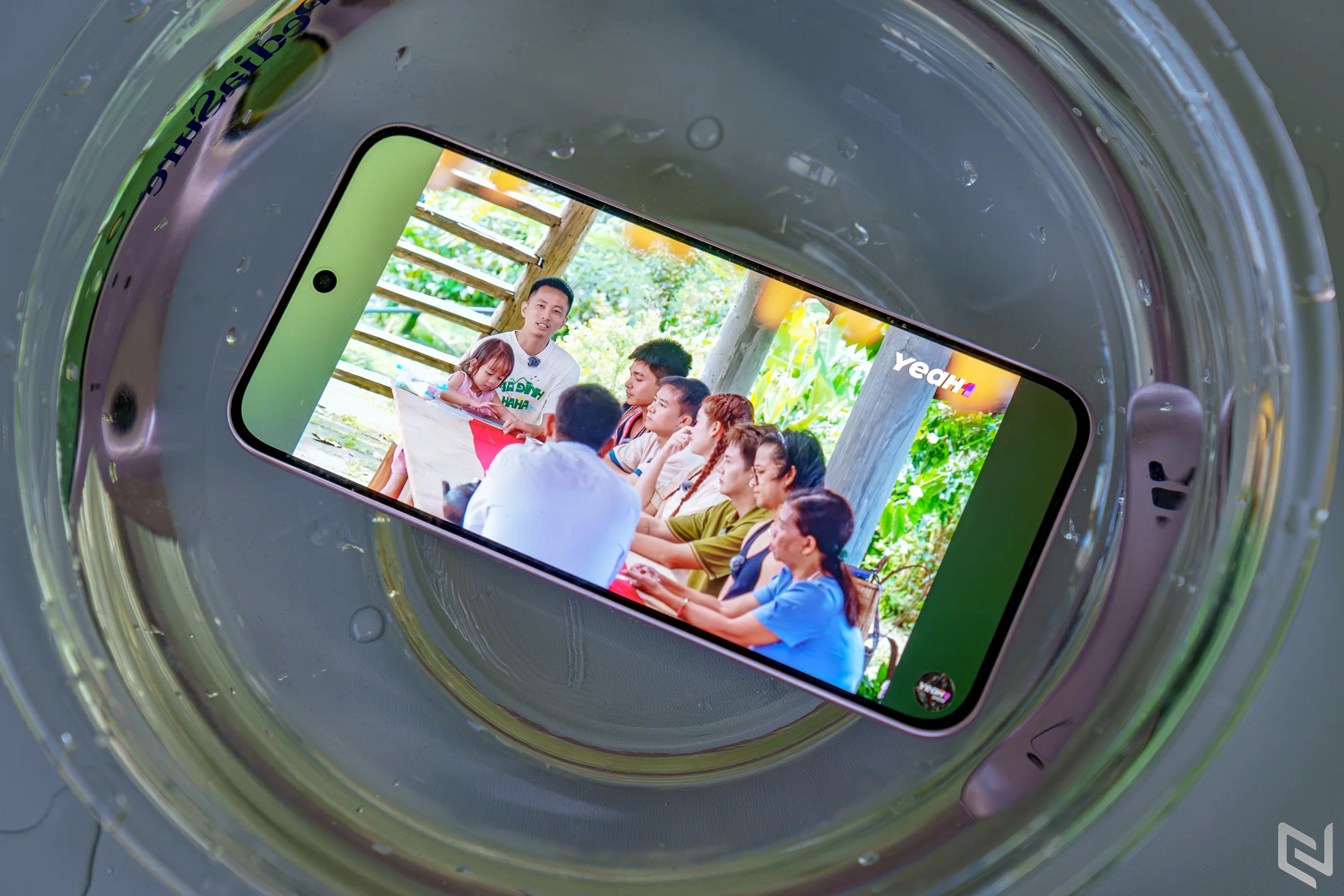 Đánh giá OPPO A6 Pro: Trải nghiệm bền bỉ, màn hình siêu mượt, pin khủng và AI chuẩn flagship