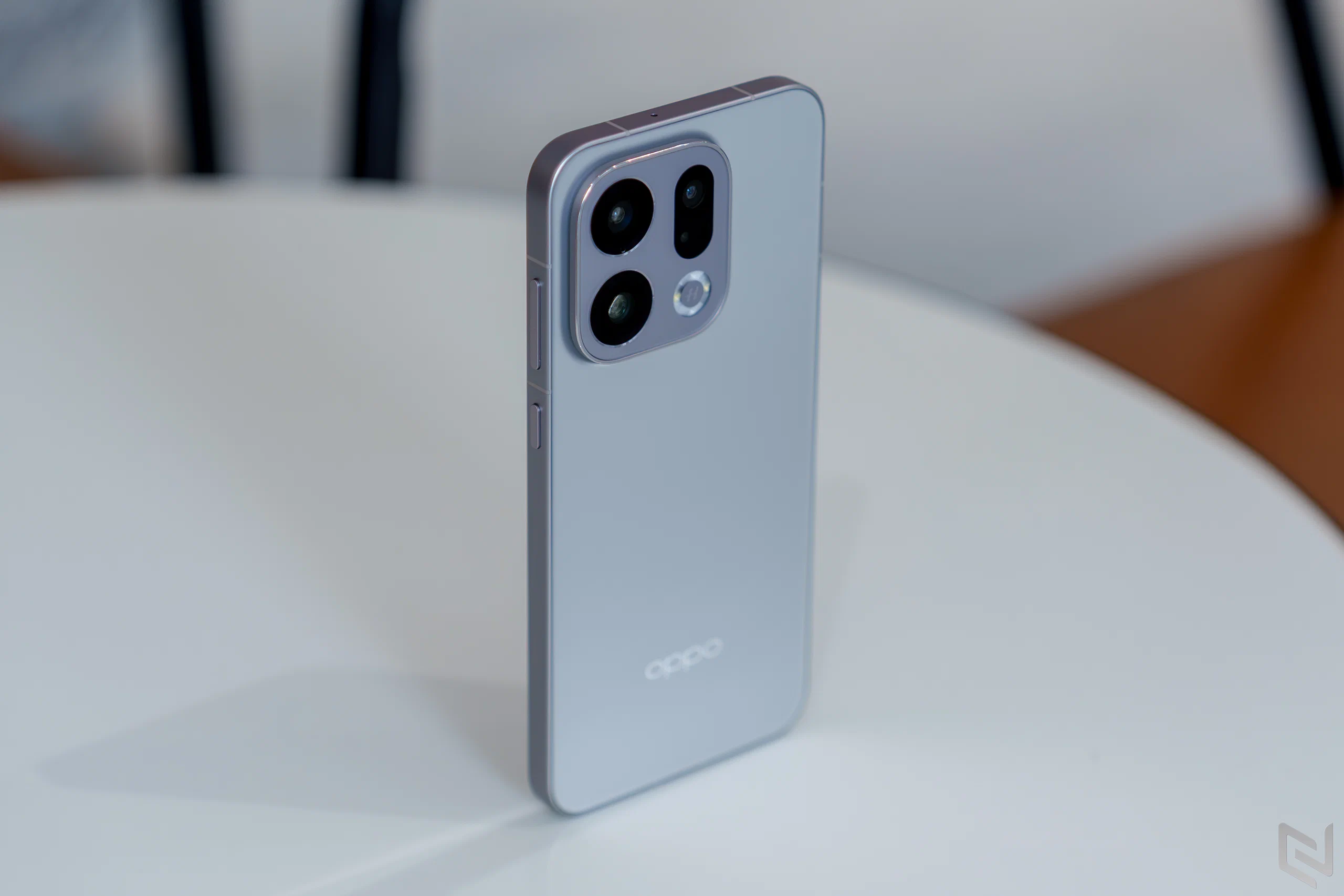 Mở hộp OPPO Find X9: Trải nghiệm đầu tiên với ‘Vua nhiếp ảnh di động’ mới của OPPO
