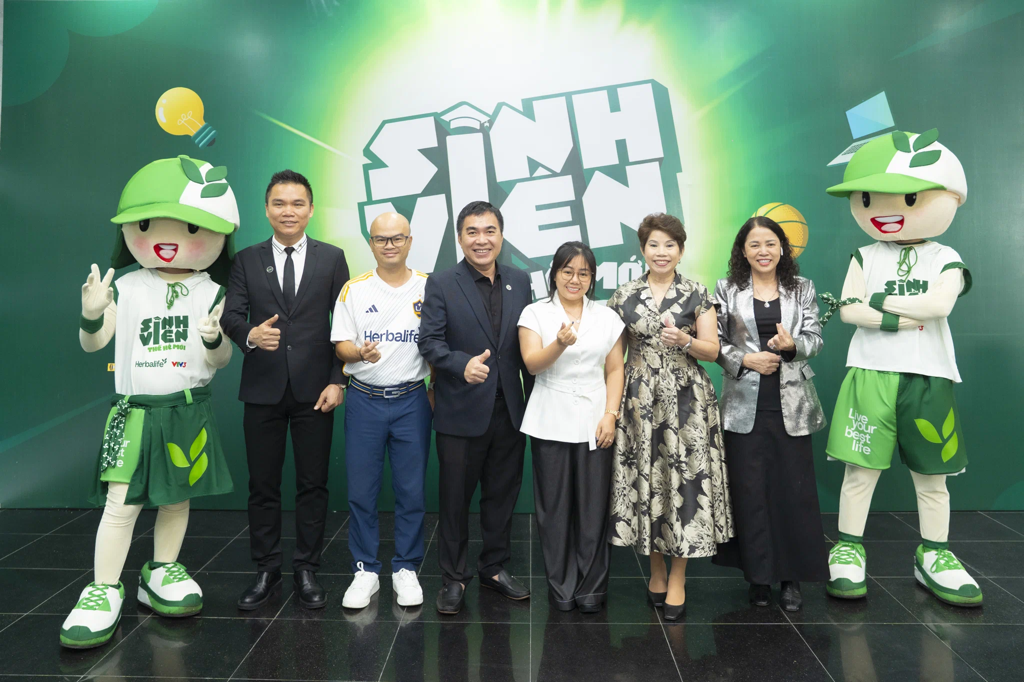 Sinh viên thế hệ mới 2025: Sân chơi học thuật và sáng tạo bứt phá của Gen Z Việt