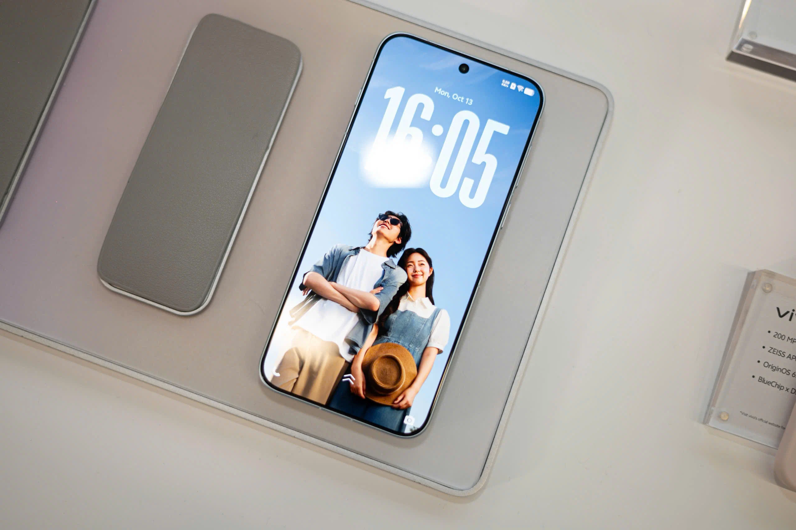 vivo X300 Series ra mắt toàn cầu: Flagship đỉnh cao với camera ZEISS 200MP dẫn đầu xu hướng nhiếp ảnh di động
