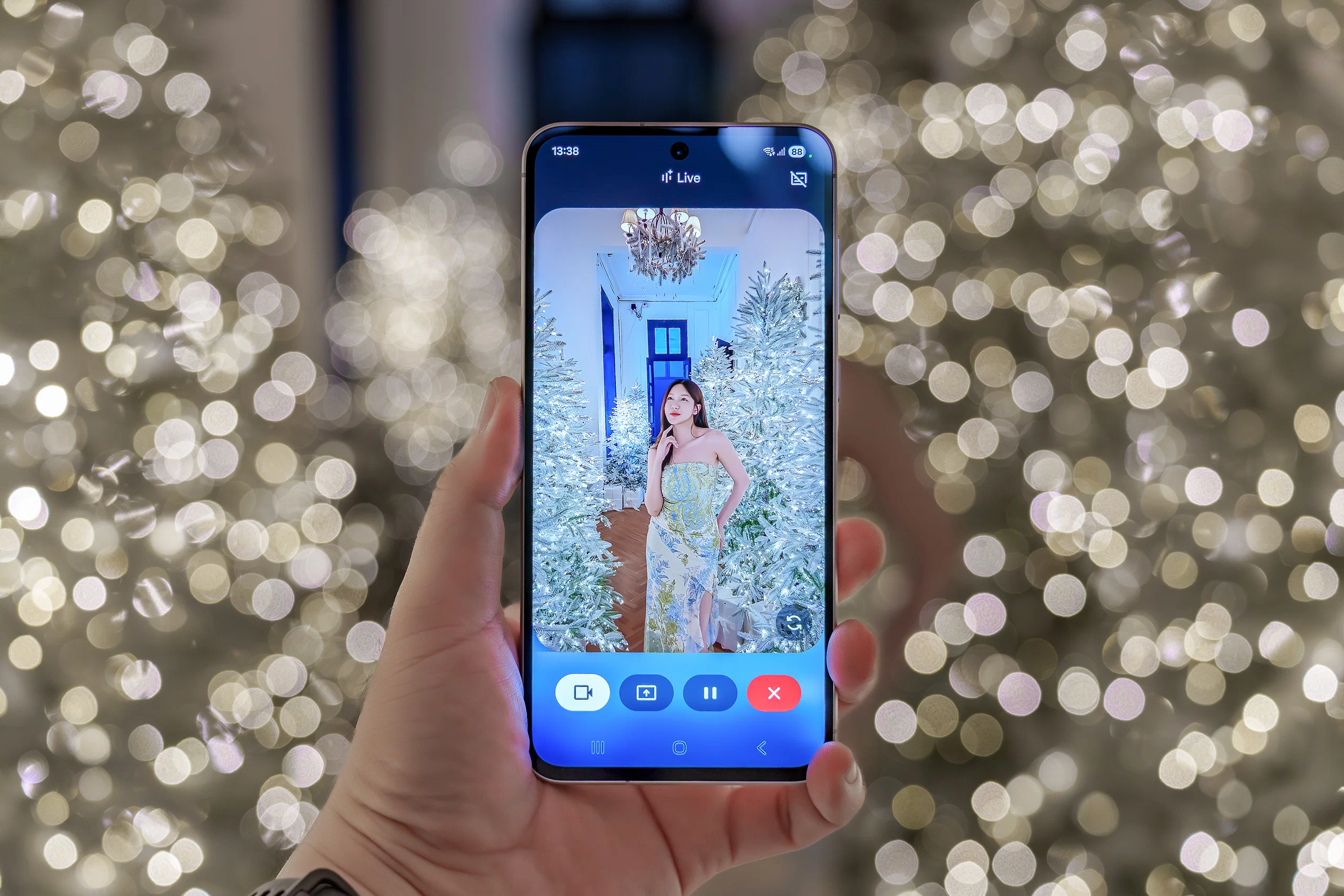 Cùng Galaxy A56 5G check-in mùa giáng sinh đỉnh chóp