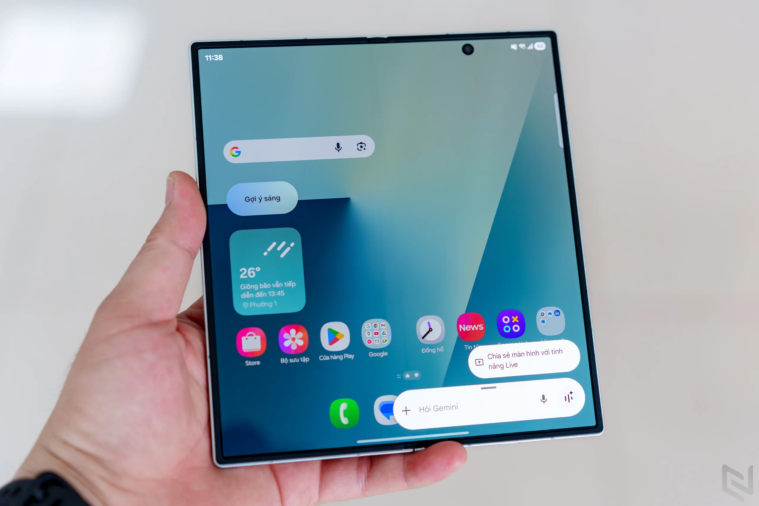 Samsung giới thiệu công nghệ Flex Titanium cải thiện độ bền và giảm nếp gấp trên màn hình gập