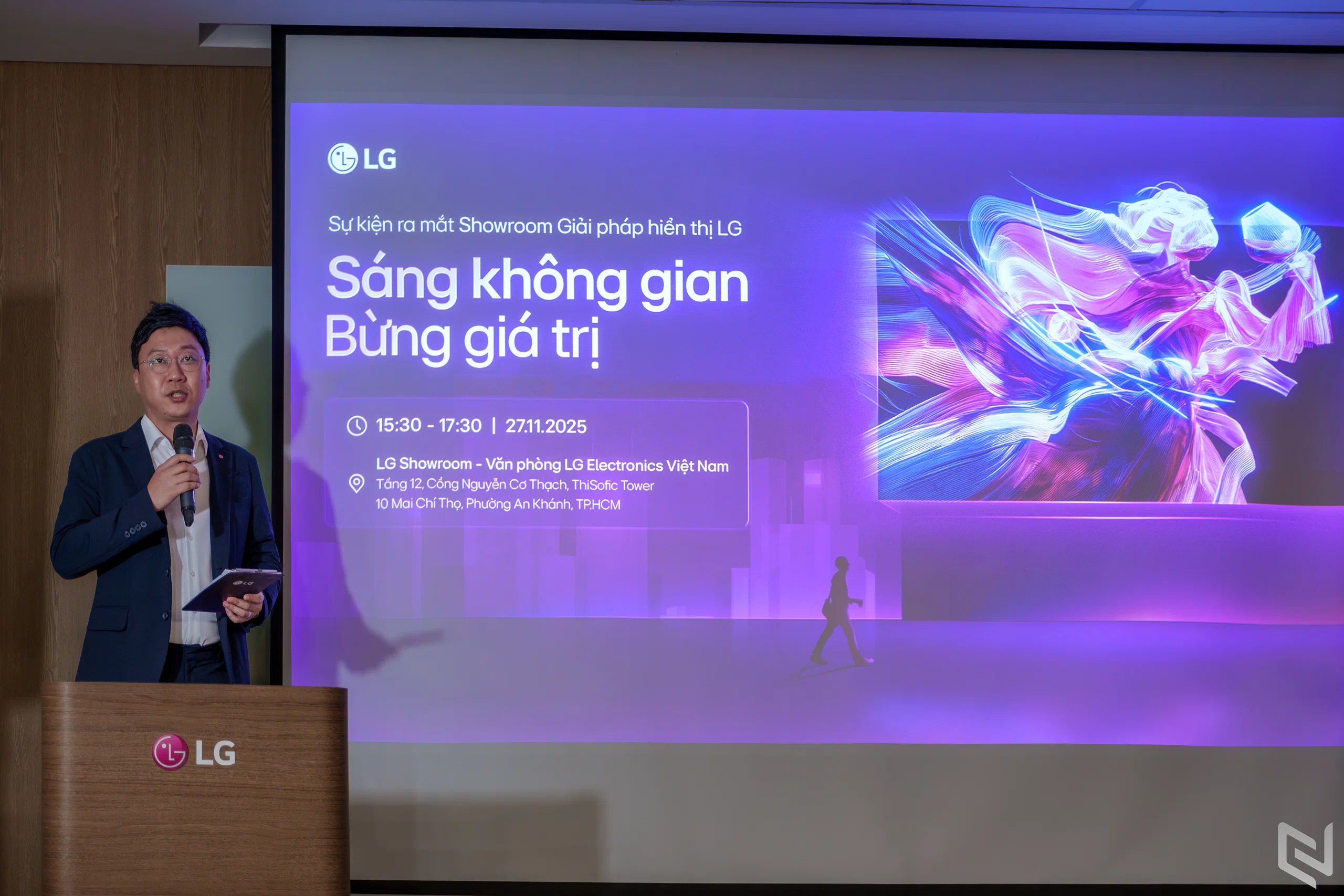 Loạt giải pháp hiển thị doanh nghiệp thế hệ mới của LG chính thức ra mắt tại showroom trải nghiệm đột phá