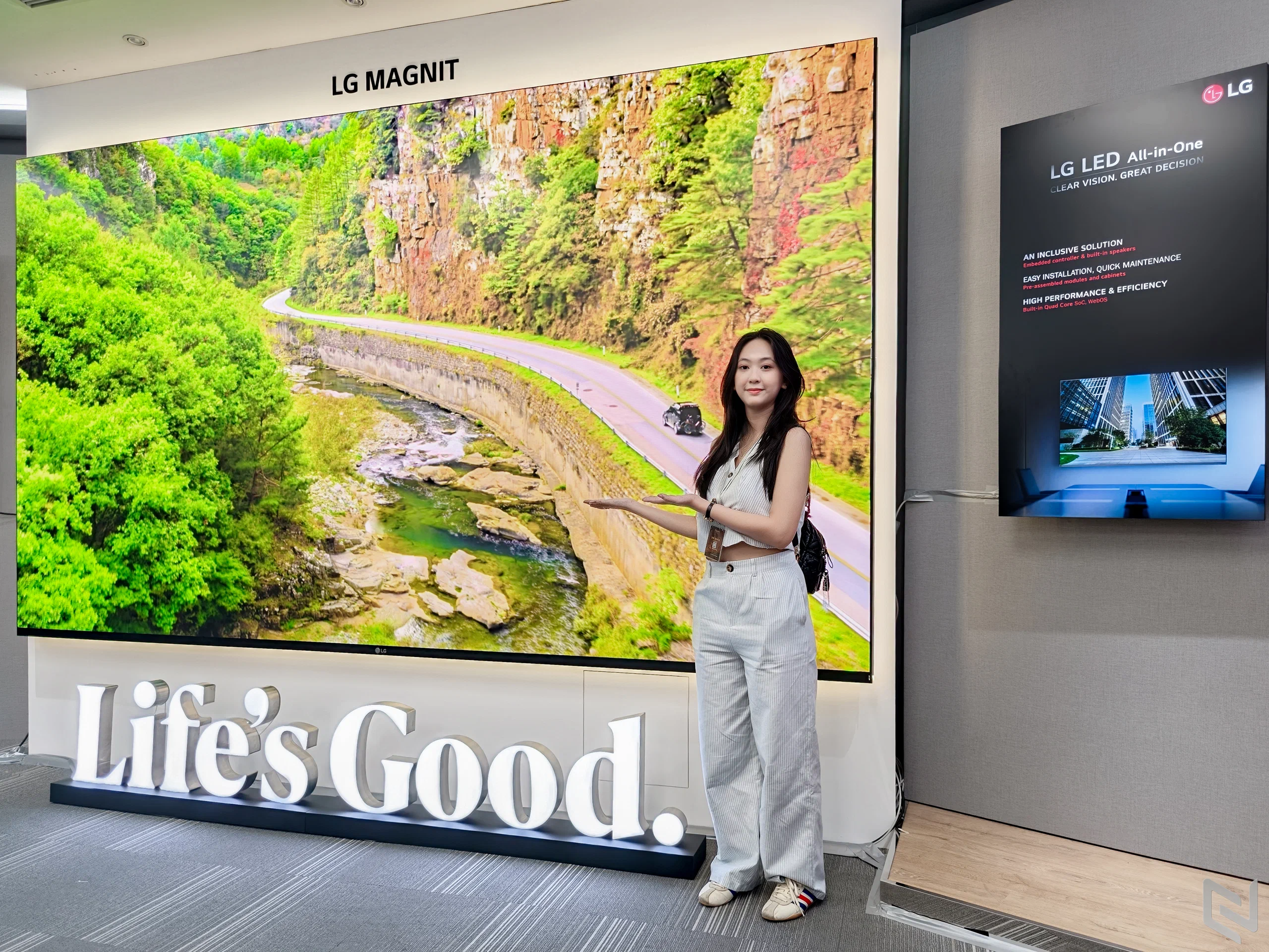Loạt giải pháp hiển thị doanh nghiệp thế hệ mới của LG chính thức ra mắt tại showroom trải nghiệm đột phá