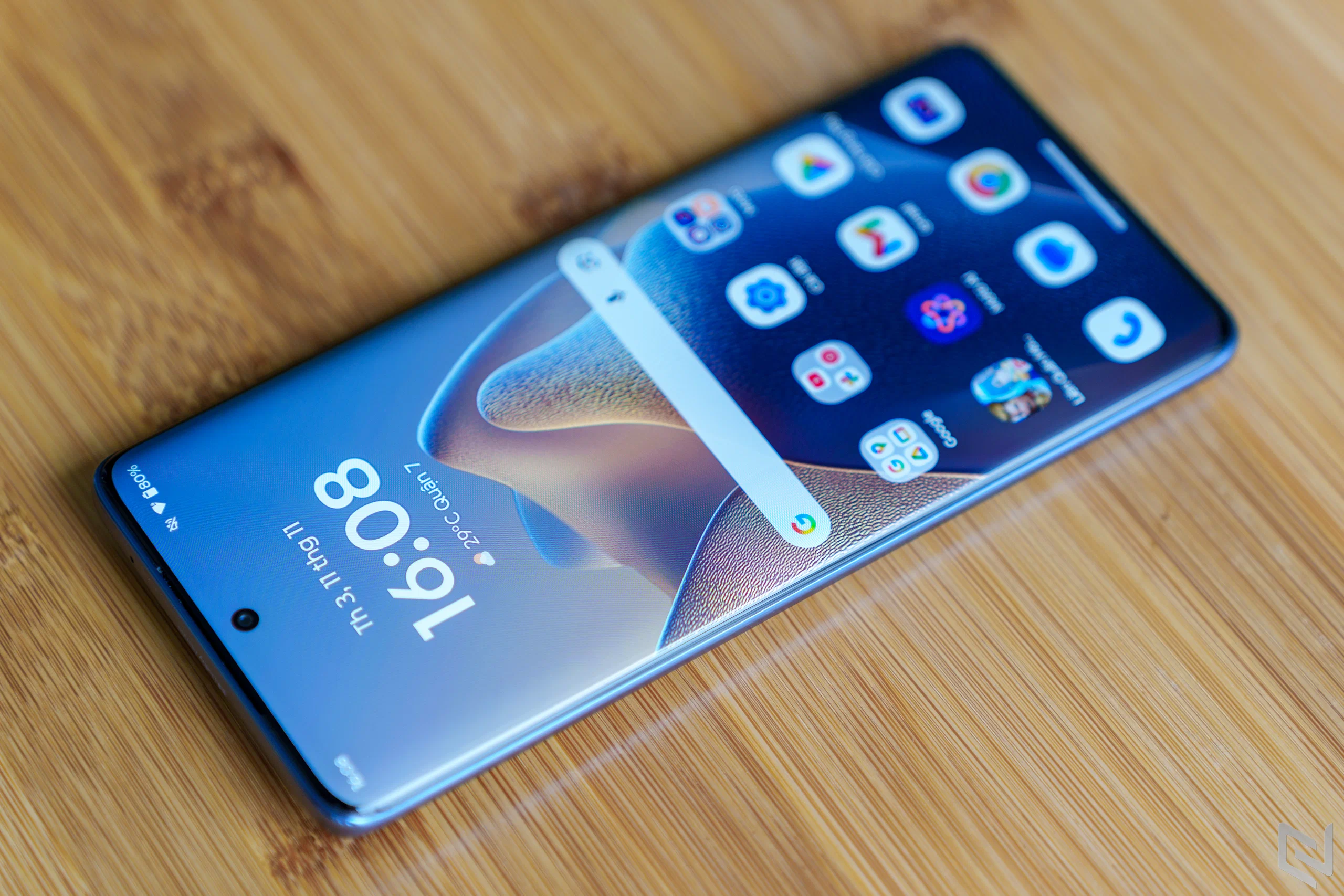 Đánh giá Motorola Edge 60 Fusion: Màn hình cong 1.5K, hiệu năng và camera tốt trong tầm giá cùng Moto AI hữu ích