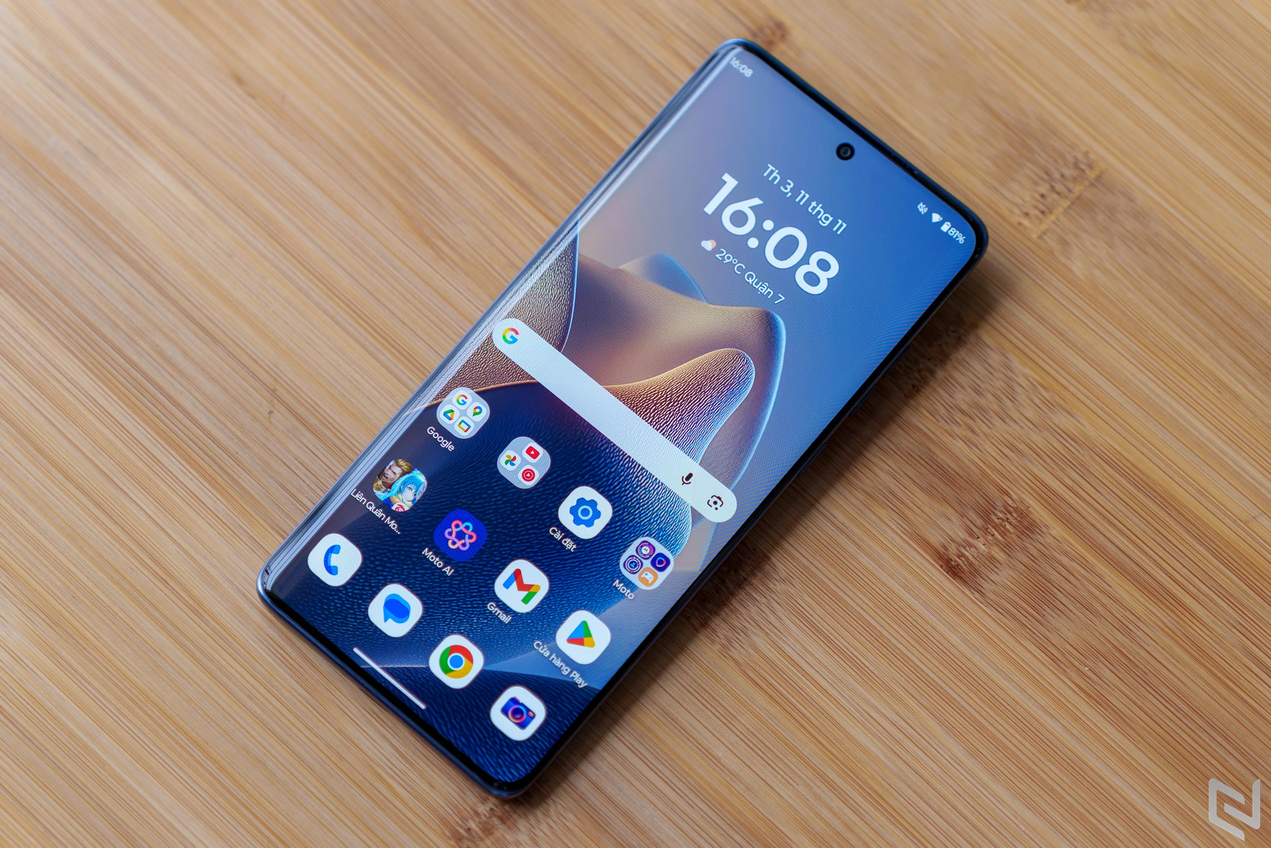 Đánh giá Motorola Edge 60 Fusion: Màn hình cong 1.5K, hiệu năng và camera tốt trong tầm giá cùng Moto AI hữu ích