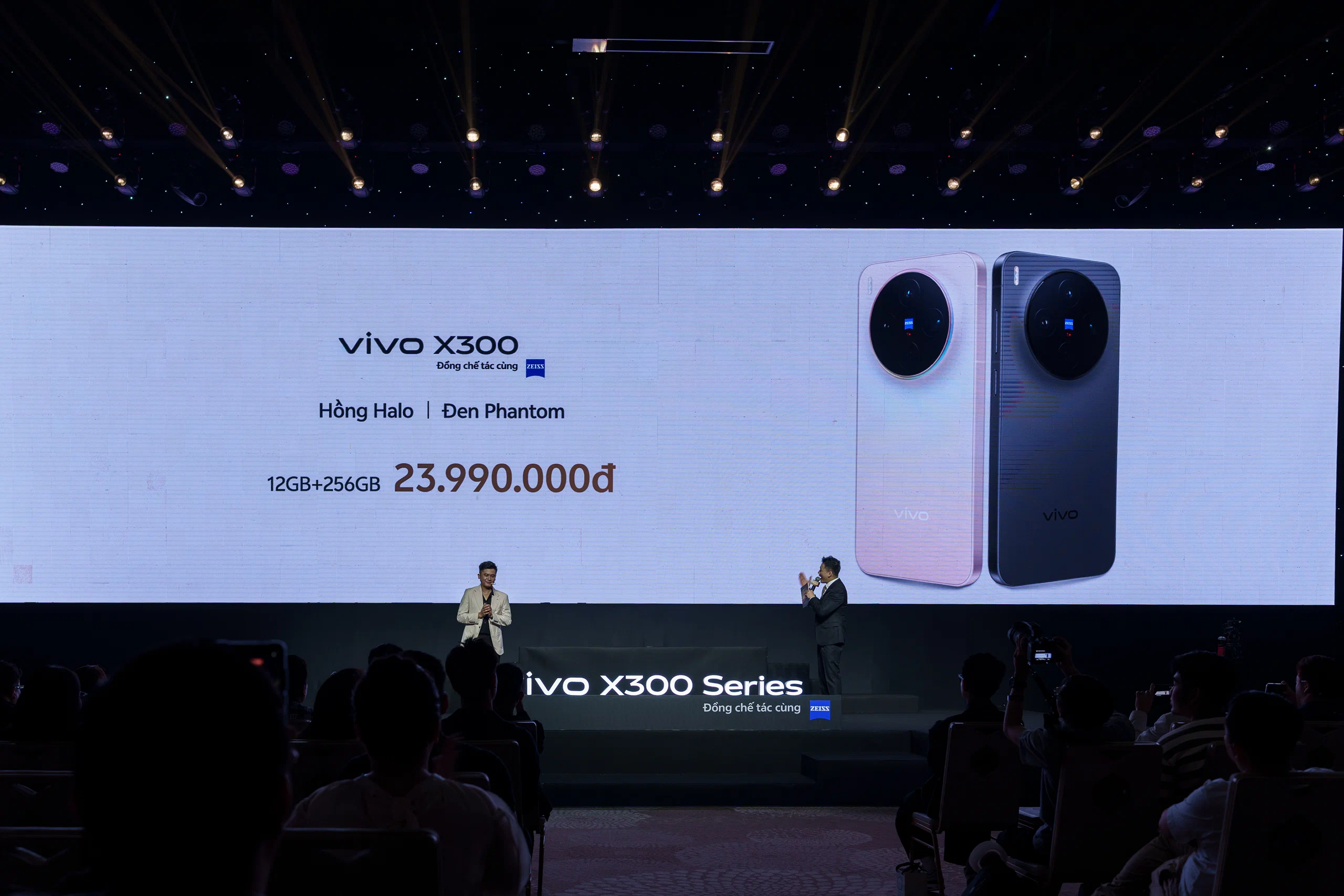 vivo X300 Series ra mắt tại Việt Nam với camera ZEISS 200MP, dẫn đầu kỷ nguyên nhiếp ảnh di động