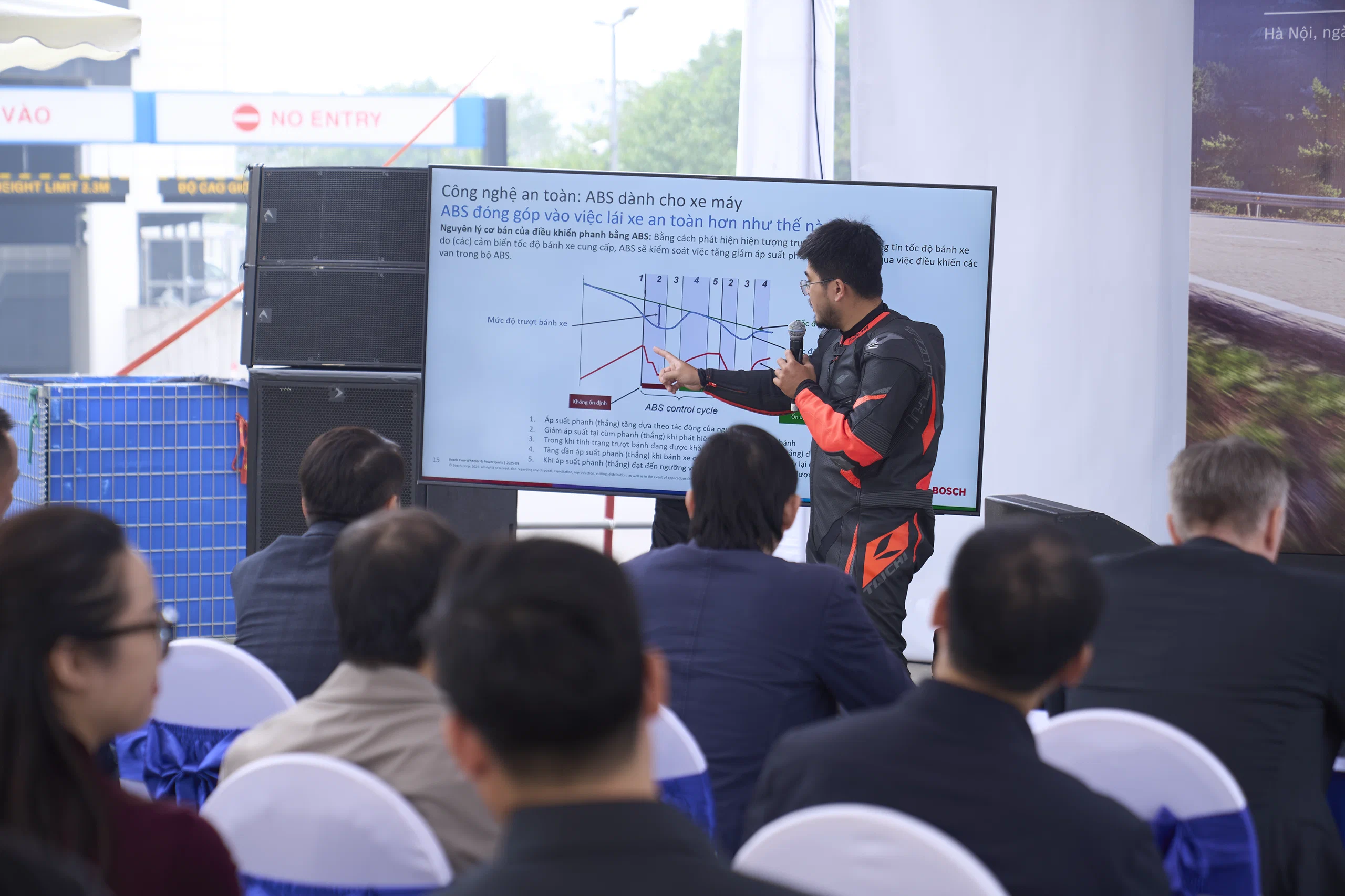 AIP Foundation mô phỏng công nghệ M-ABS, thúc đẩy an toàn giao thông xe máy tại Việt Nam