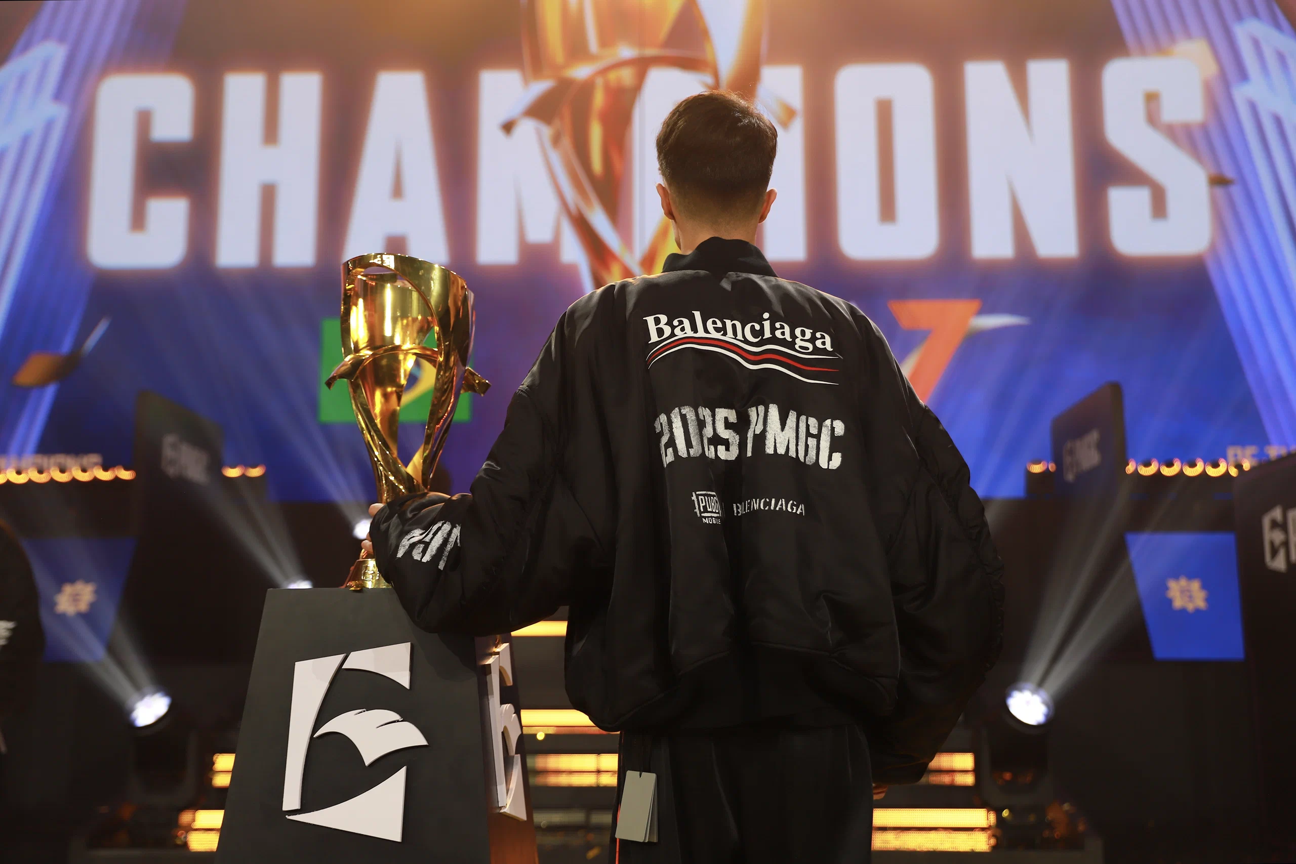 Alpha7 Esports đăng quang PMGC 2025, PUBG MOBILE hé lộ loạt kế hoạch lớn cho năm 2026