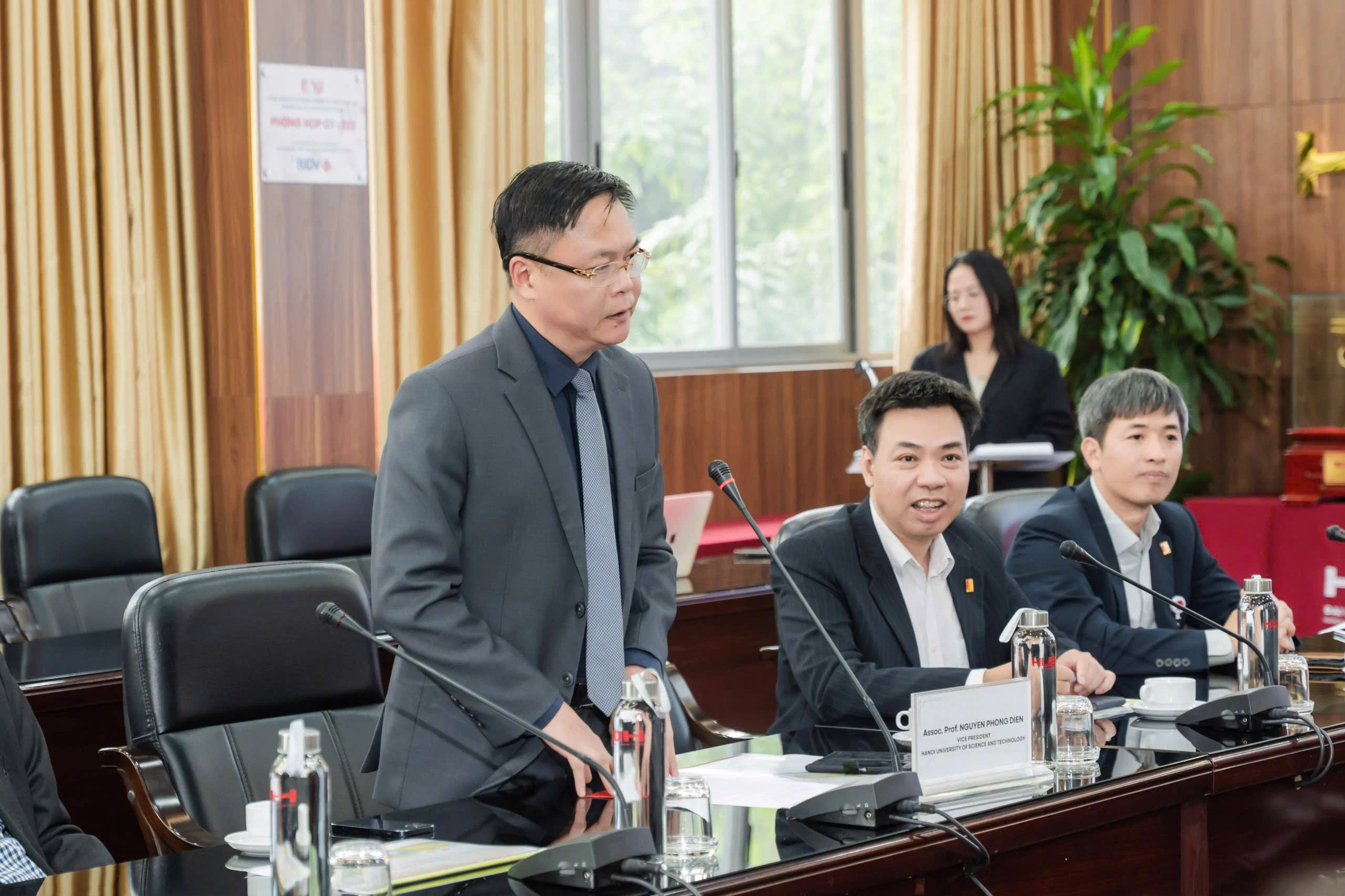 Đại học Bách khoa Hà Nội hợp tác cùng Huawei thúc đẩy đào tạo nhân lực ICT