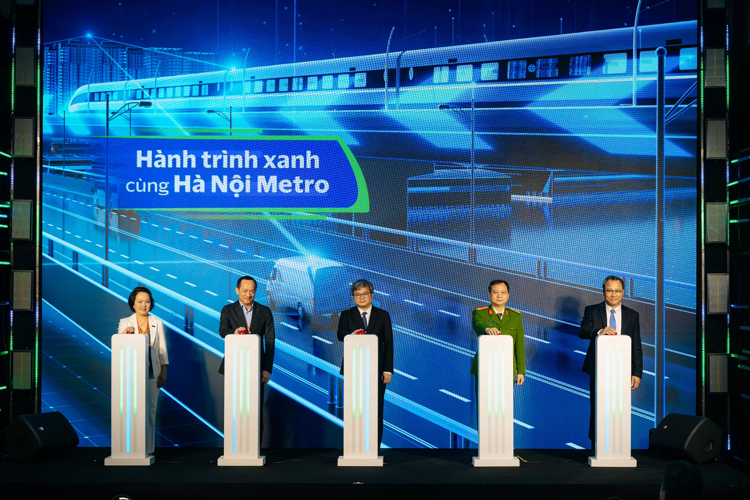 Visa kích hoạt thanh toán chạm trên Metro Hà Nội, mở rộng trải nghiệm di chuyển không tiền mặt