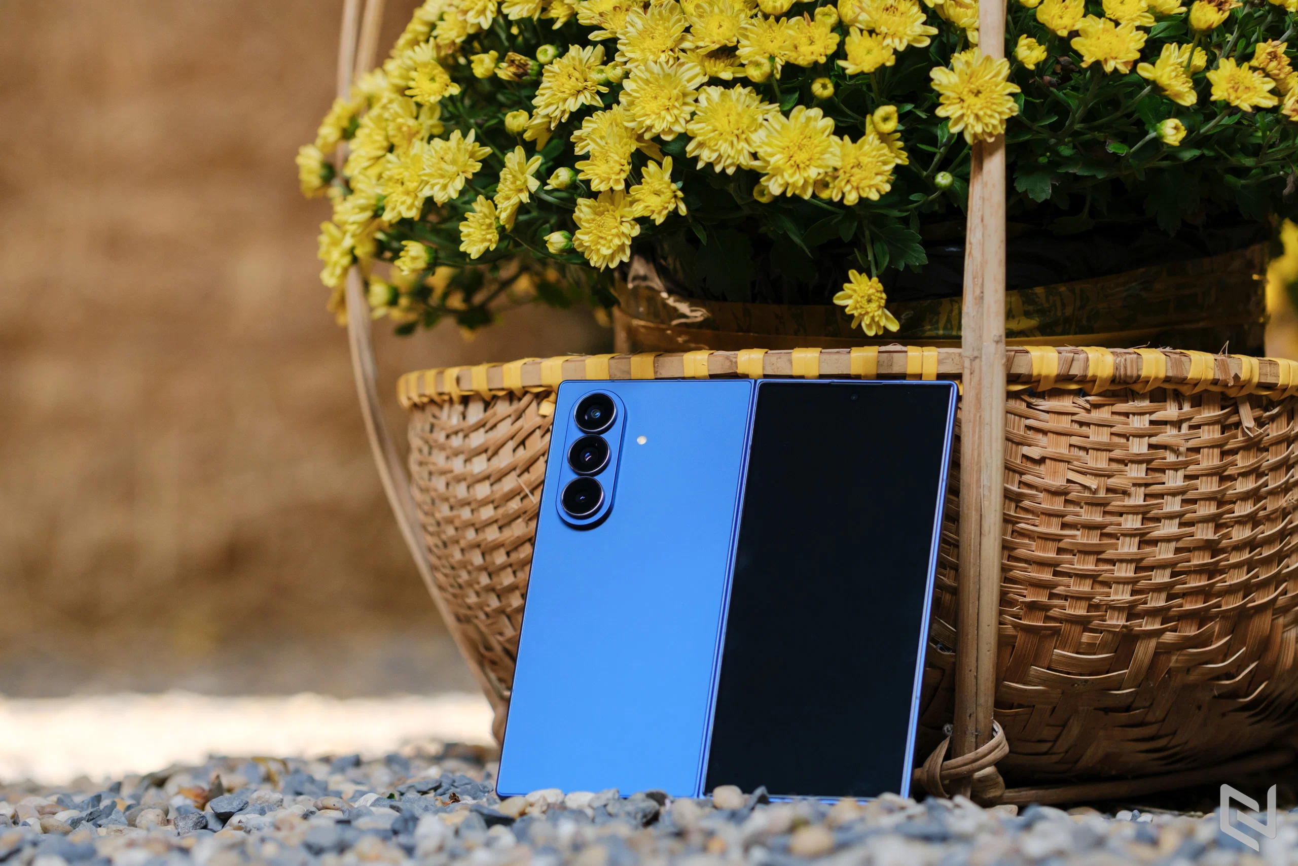 Nghe chuyện Tết xưa, làm mới Tết nay cùng Gemini Live trên Galaxy Z Fold7