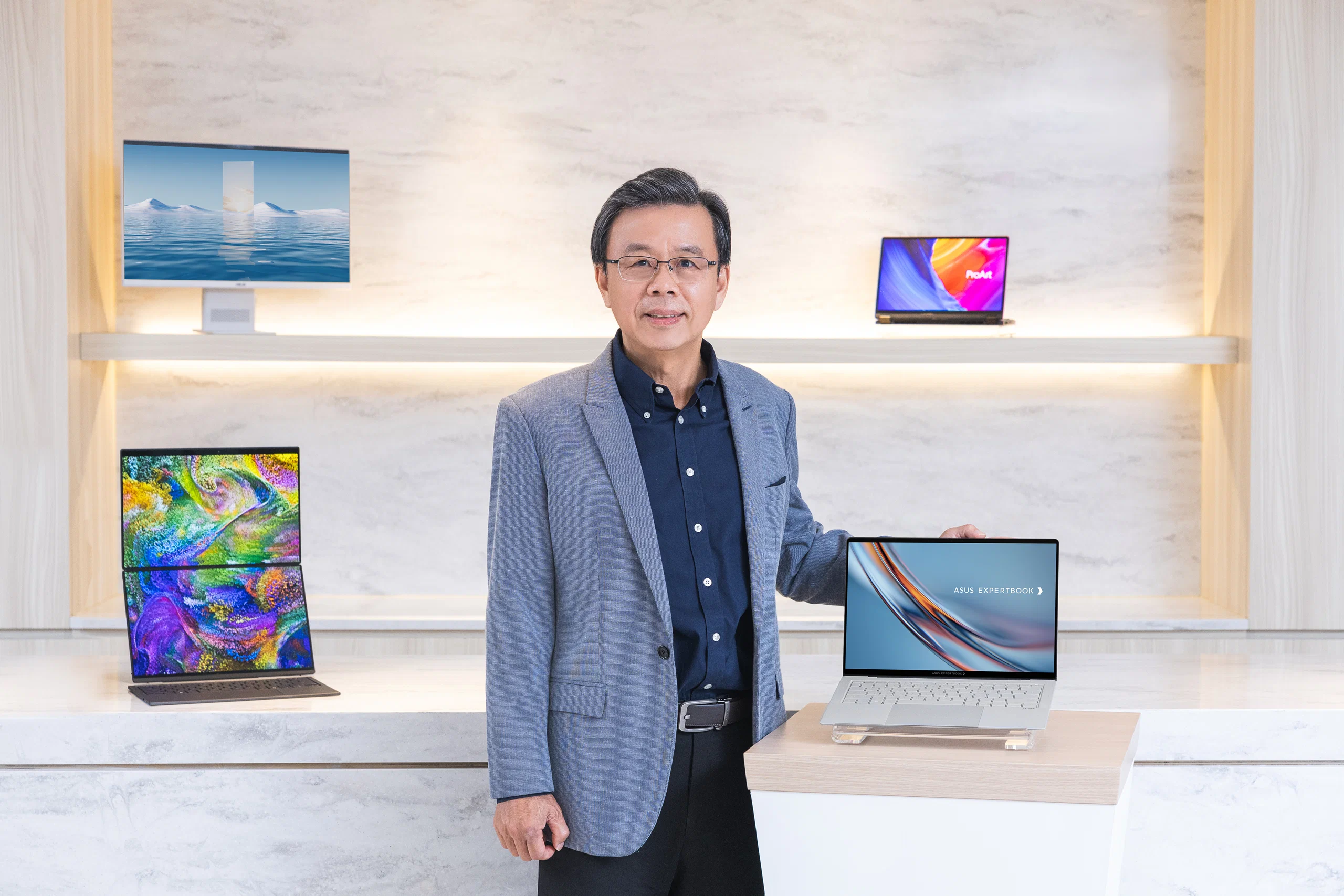 ASUS phác họa hệ sinh thái AI toàn diện từ công việc, sáng tạo đến đời sống tại CES 2026