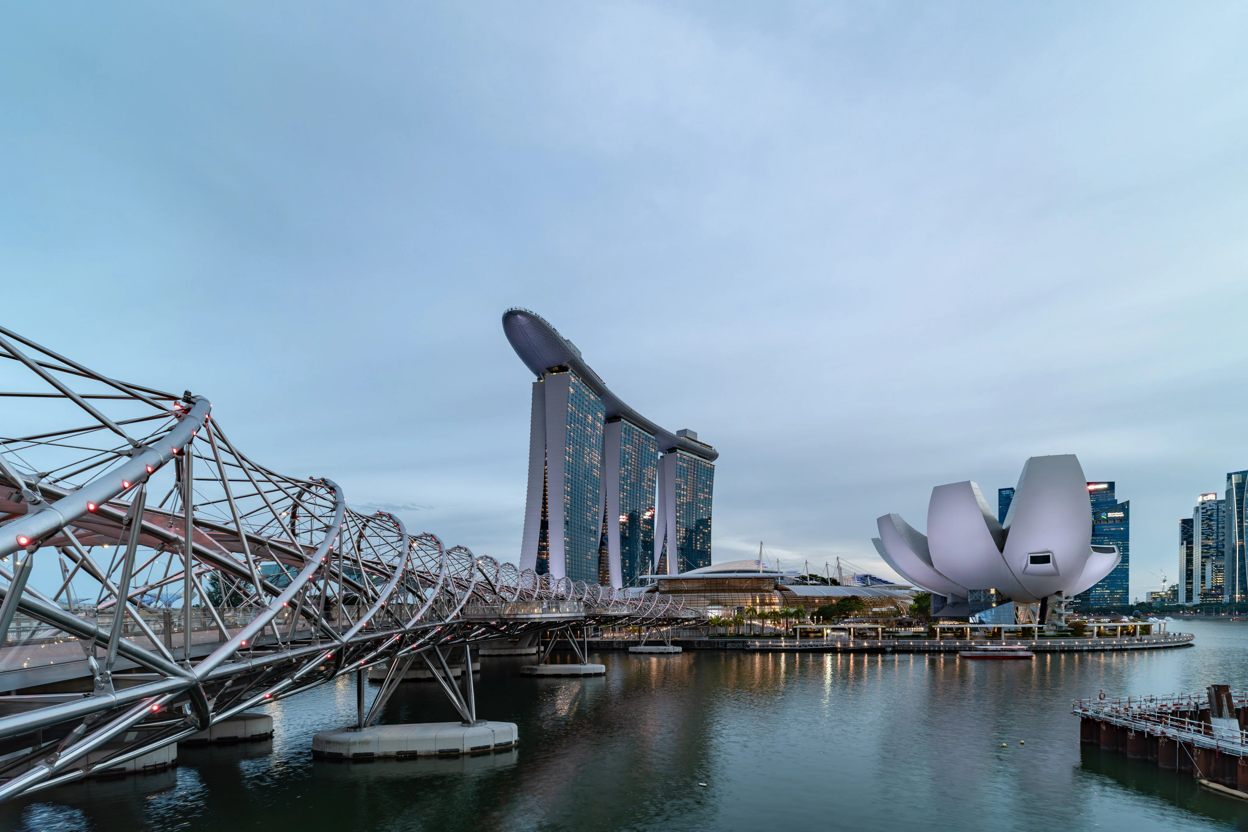 Góc ảnh 7Artisans 14mm f/2.8 với Sony A7C II: Trải nghiệm góc siêu rộng khi du lịch Singapore và Kuala Lumpur
