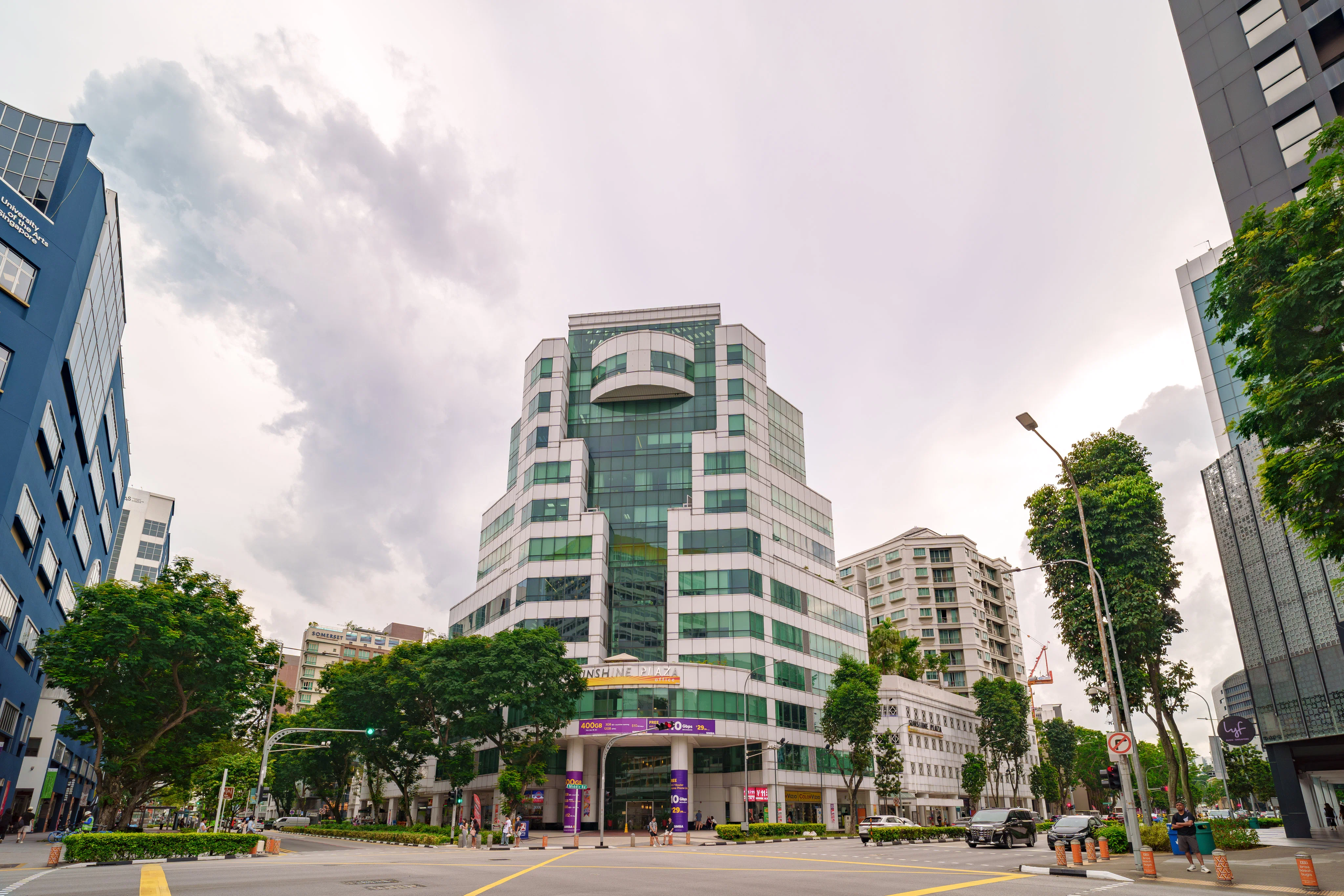 Góc ảnh 7Artisans 14mm f/2.8 với Sony A7C II: Trải nghiệm góc siêu rộng khi du lịch Singapore và Kuala Lumpur