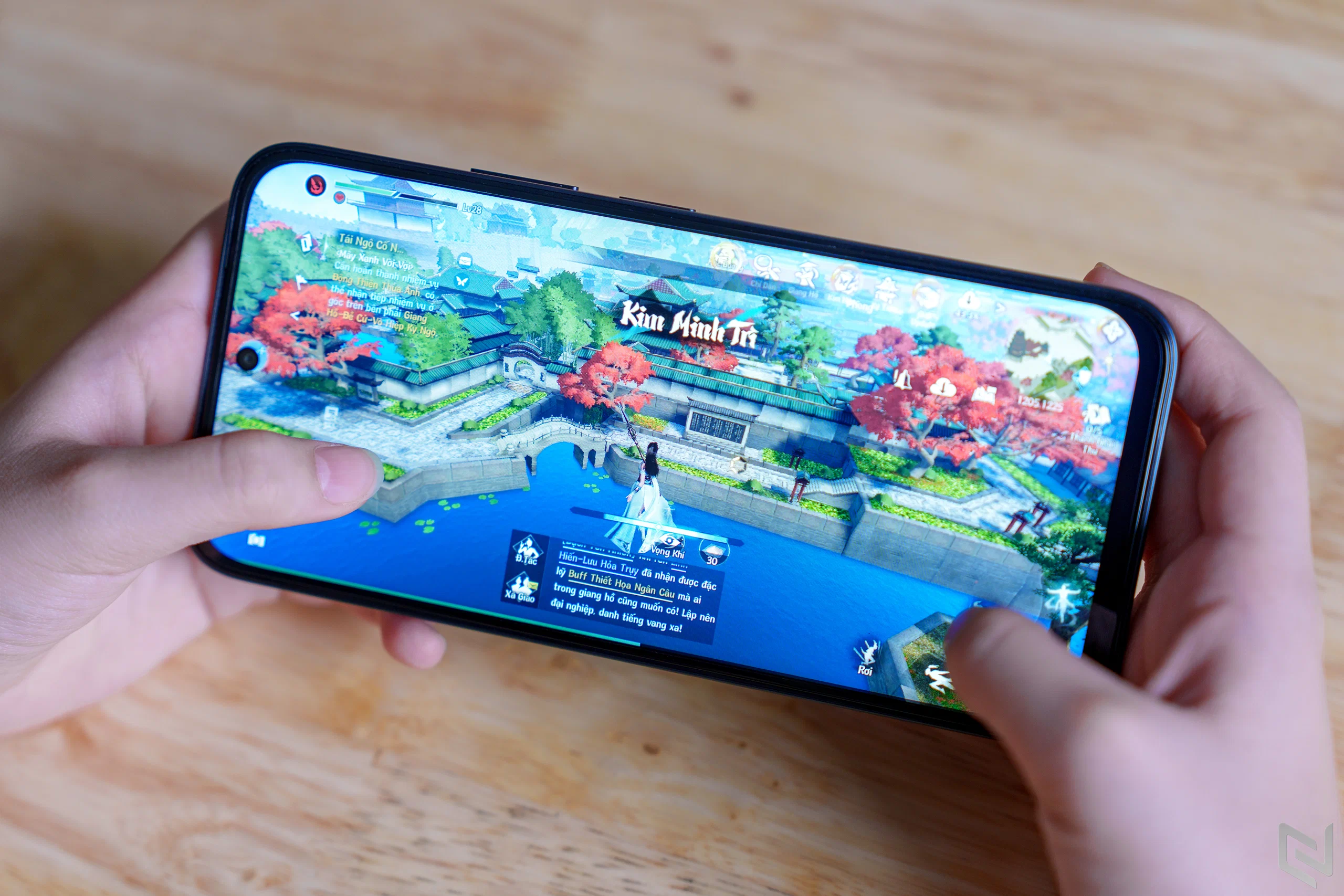 Đánh giá vivo Y31d: Pin khủng 7,200mAh, OriginOS 6.0 mượt mà và bộ “combo” siêu bền bỉ