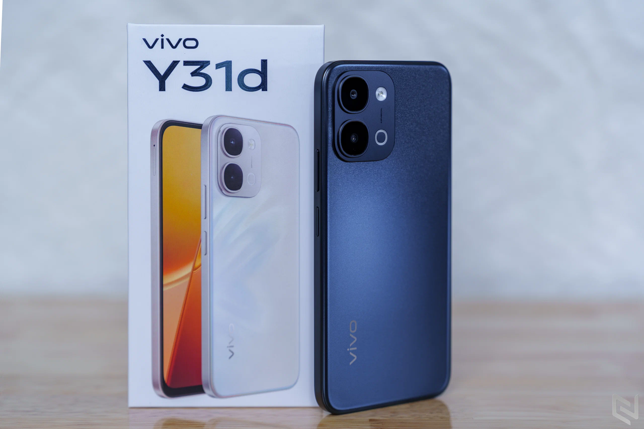 Đánh giá vivo Y31d: Pin khủng 7,200mAh, OriginOS 6.0 mượt mà và bộ “combo” siêu bền bỉ