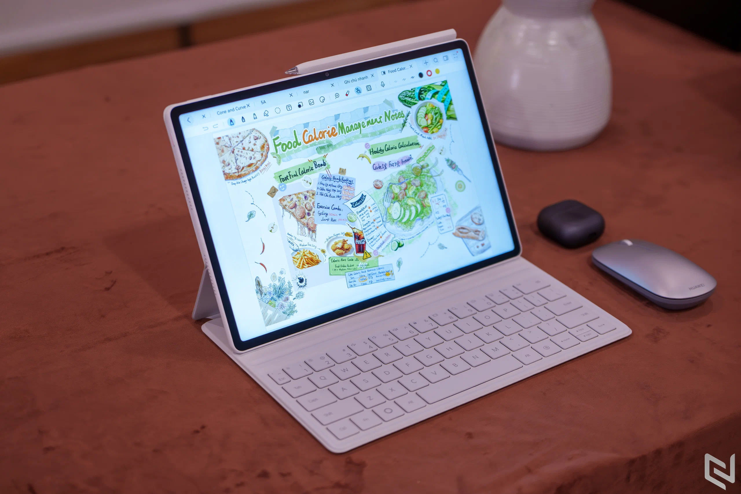 Huawei mở bán MatePad 12 X tại Việt Nam - Máy tính bảng mỏng nhẹ, hiệu suất cao với màn hình PaperMatte và bút M-Pencil Pro
