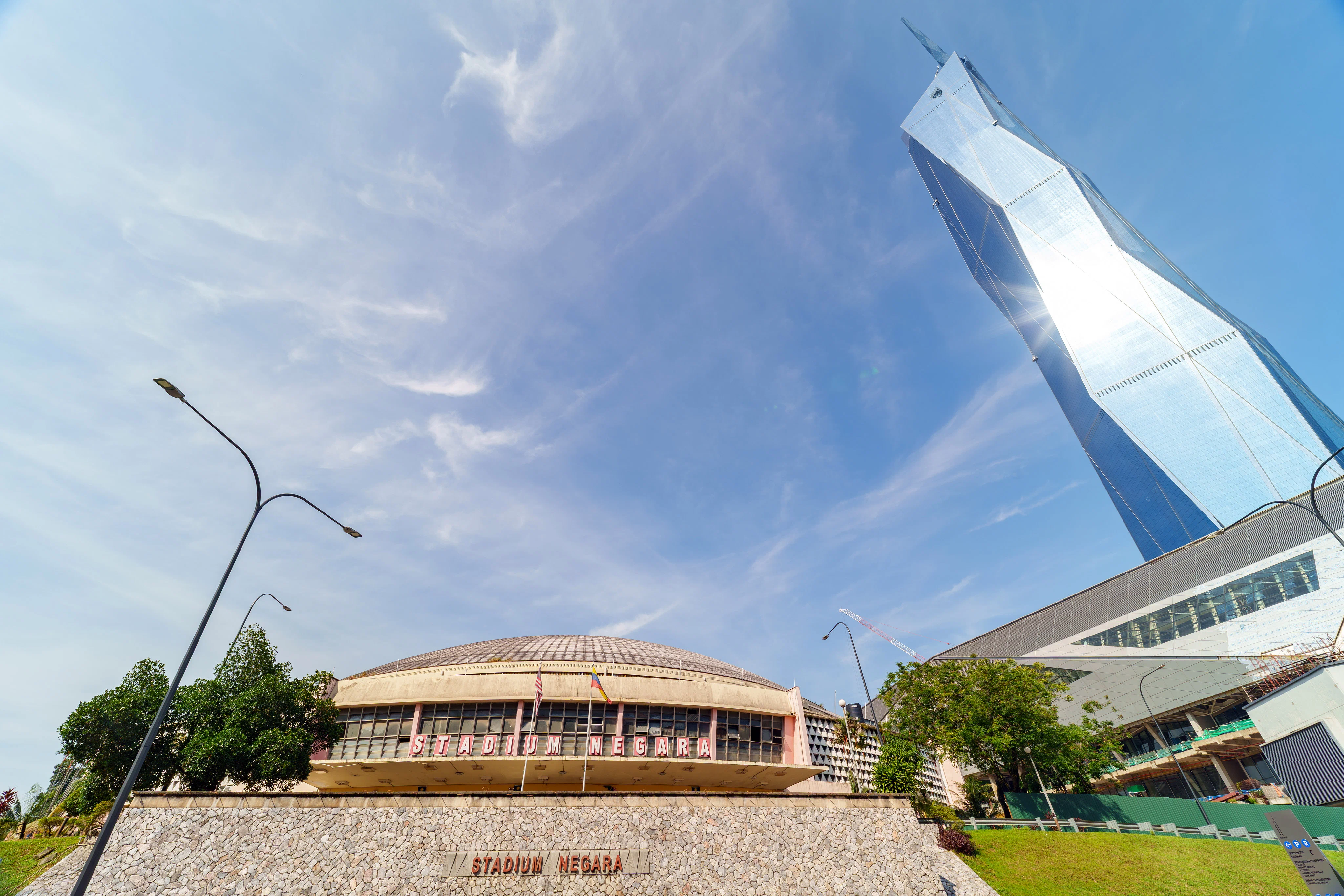 Góc ảnh 7Artisans 14mm f/2.8 với Sony A7C II: Trải nghiệm góc siêu rộng khi du lịch Singapore và Kuala Lumpur
