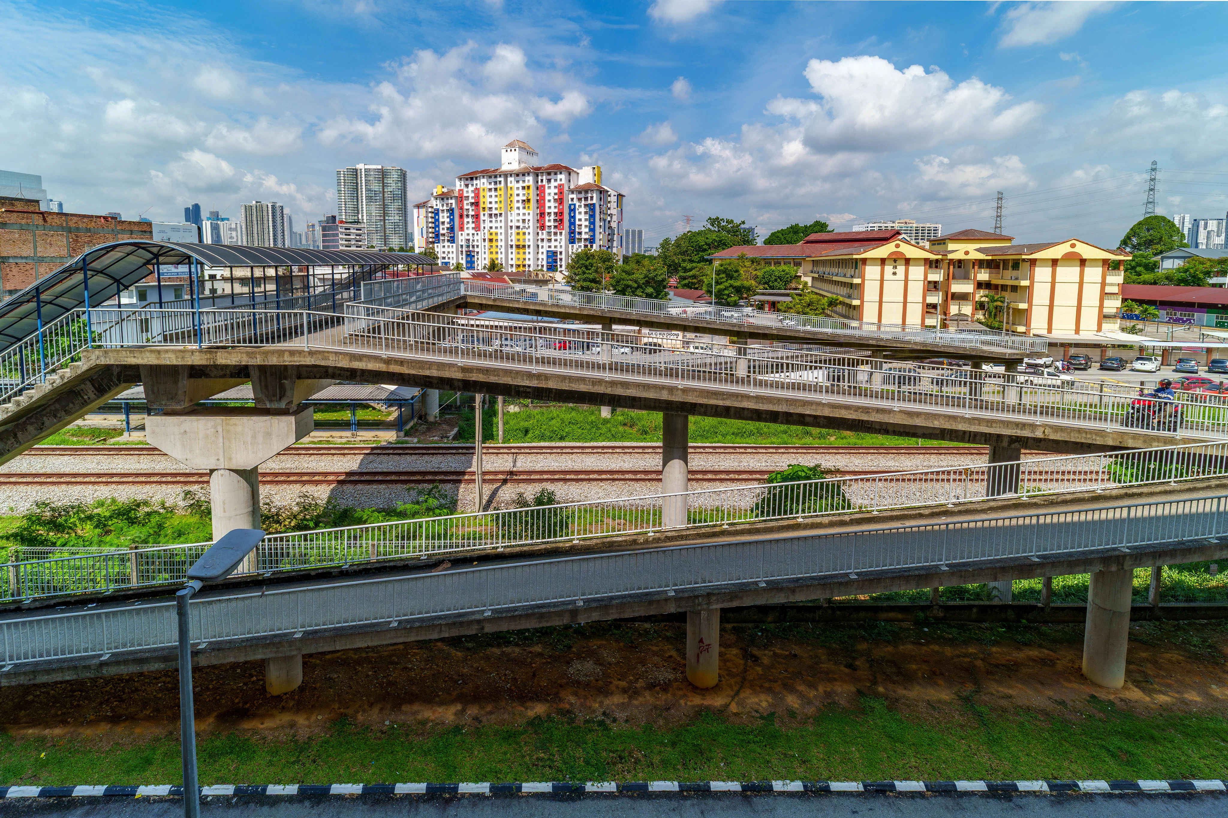 Góc ảnh 7Artisans 14mm f/2.8 với Sony A7C II: Trải nghiệm góc siêu rộng khi du lịch Singapore và Kuala Lumpur