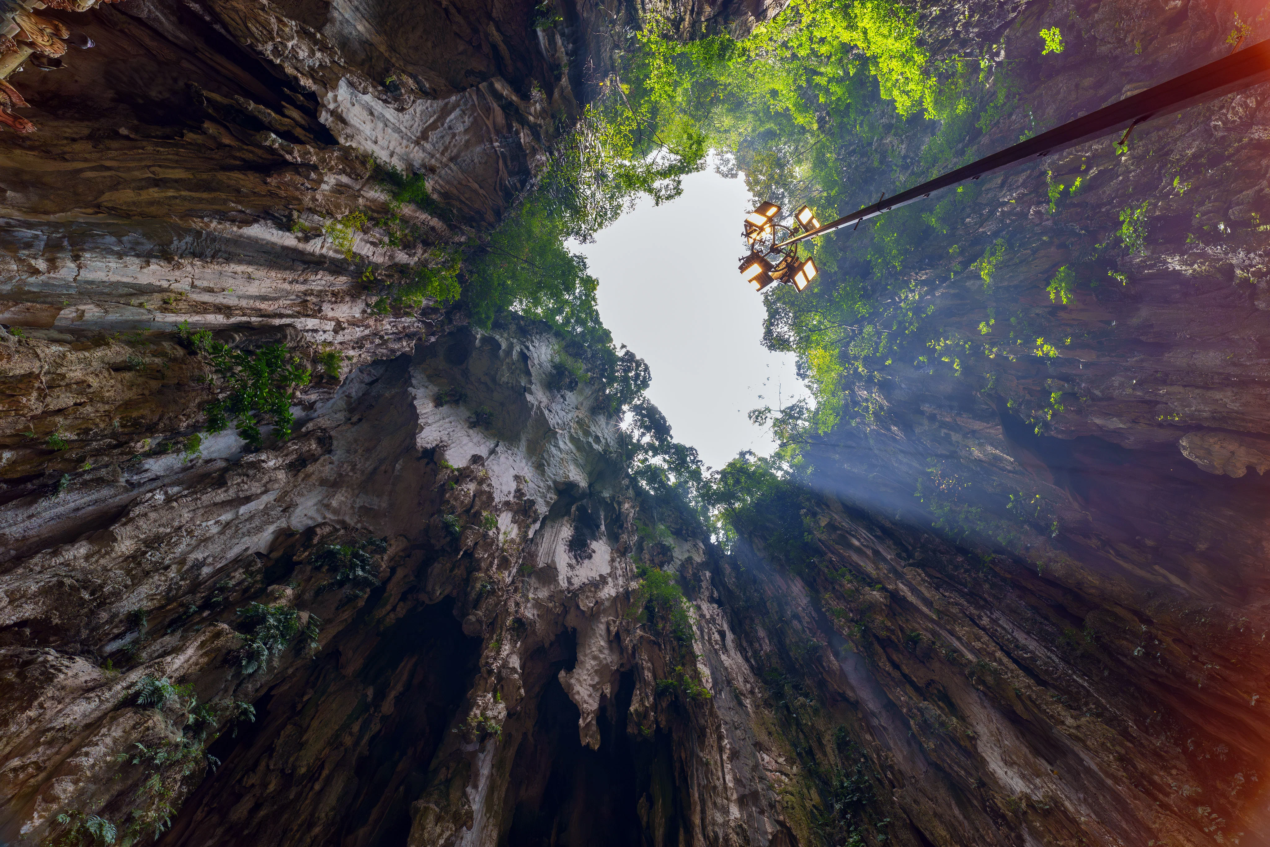 Góc ảnh 7Artisans 14mm f/2.8 với Sony A7C II: Trải nghiệm góc siêu rộng khi du lịch Singapore và Kuala Lumpur