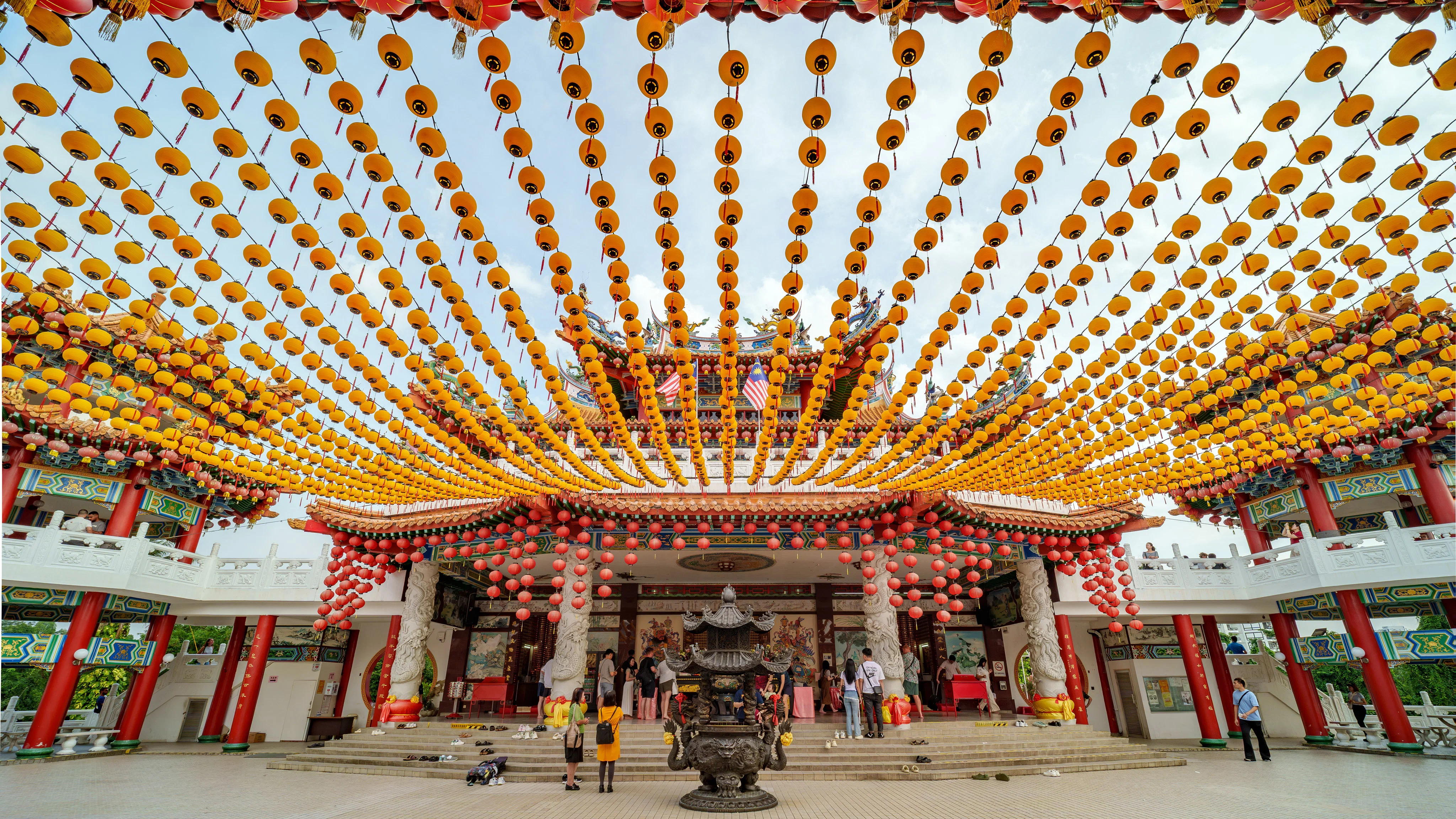Góc ảnh 7Artisans 14mm f/2.8 với Sony A7C II: Trải nghiệm góc siêu rộng khi du lịch Singapore và Kuala Lumpur