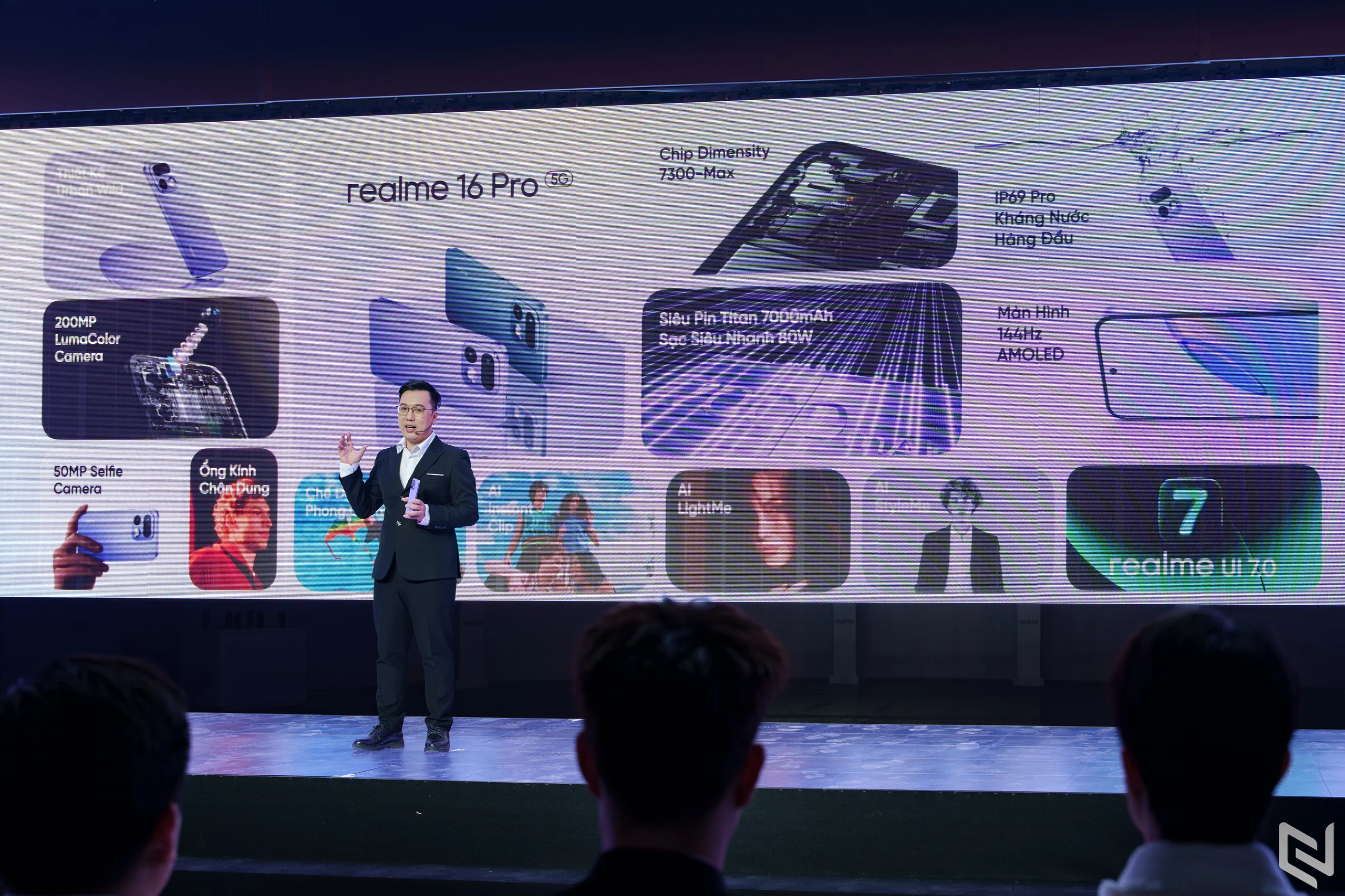 realme 16 Pro và realme 16 5G ra mắt tại Việt Nam với camera 200MP và Gương Selfie độc đáo