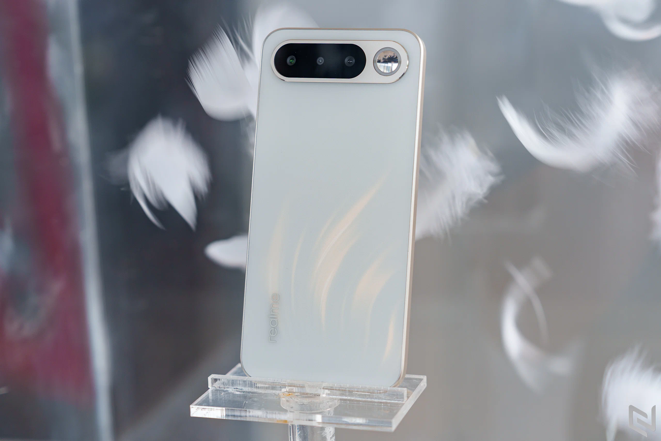 realme 16 Pro và realme 16 5G ra mắt tại Việt Nam với camera 200MP và Gương Selfie độc đáo