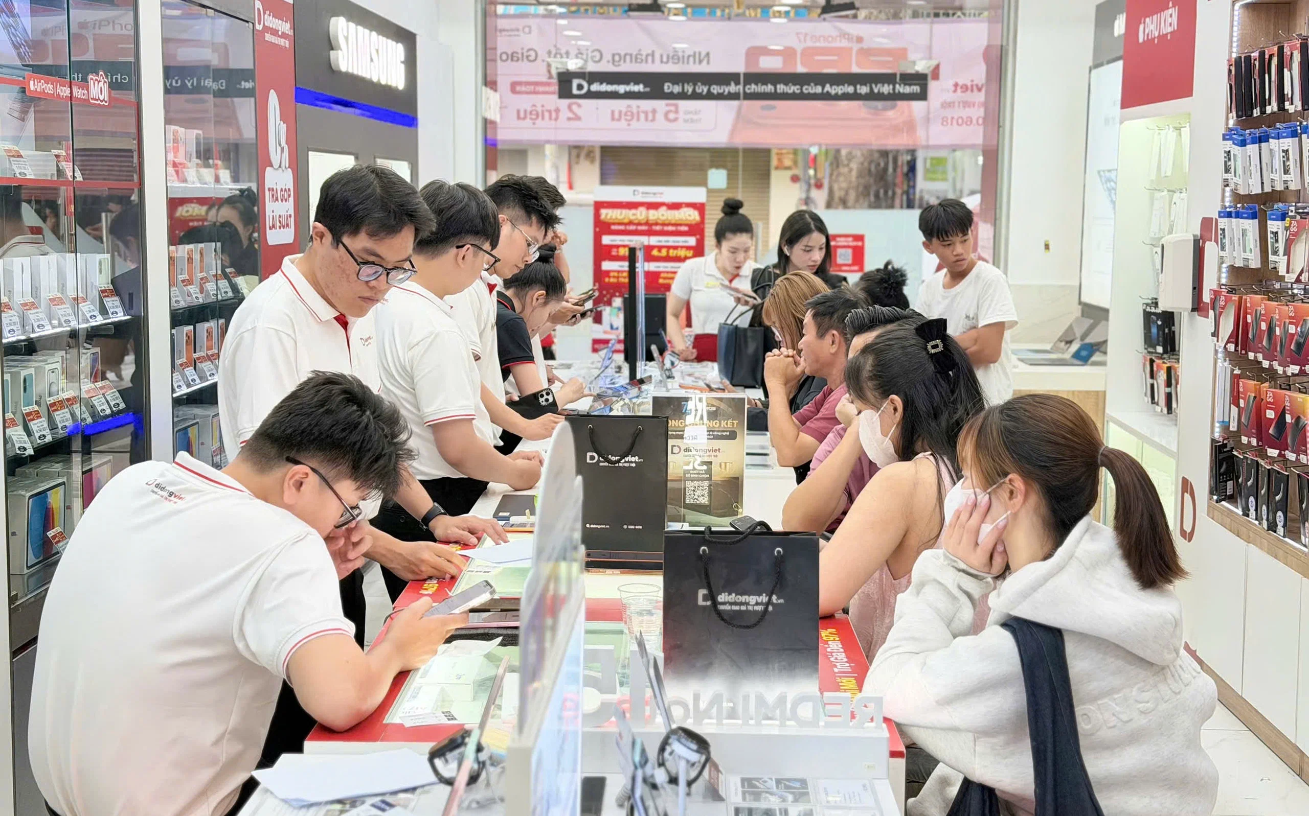 Sở hữu Redmi Note 15 series tại Di Động Việt với ưu đãi thu cũ đổi mới trợ giá đến 4 triệu đồng