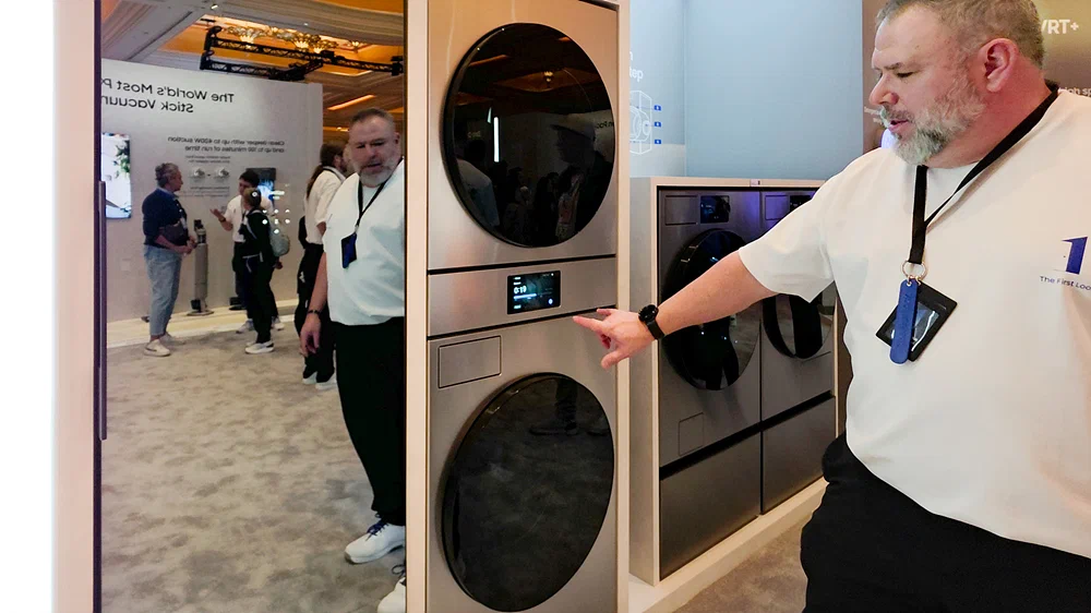 Samsung trình diễn Home Companion, mở ra phong cách sống “không việc nhà” tại CES 2026